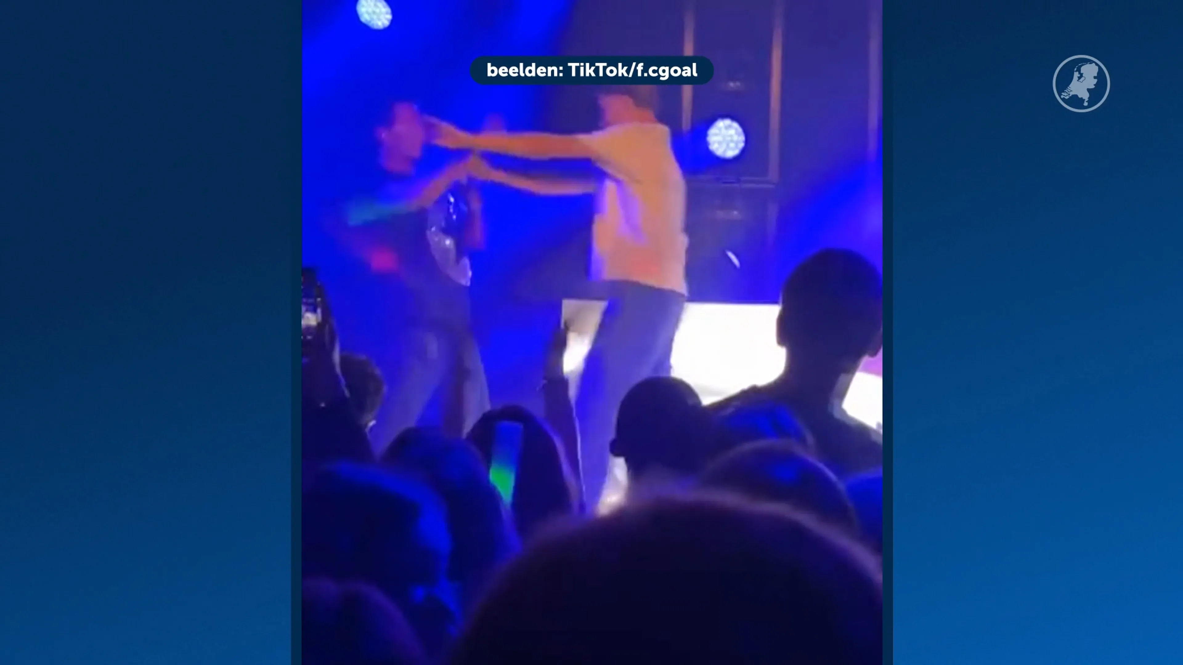 Manager Gerard Joling heeft contact met biergooier, voorval uitgesproken