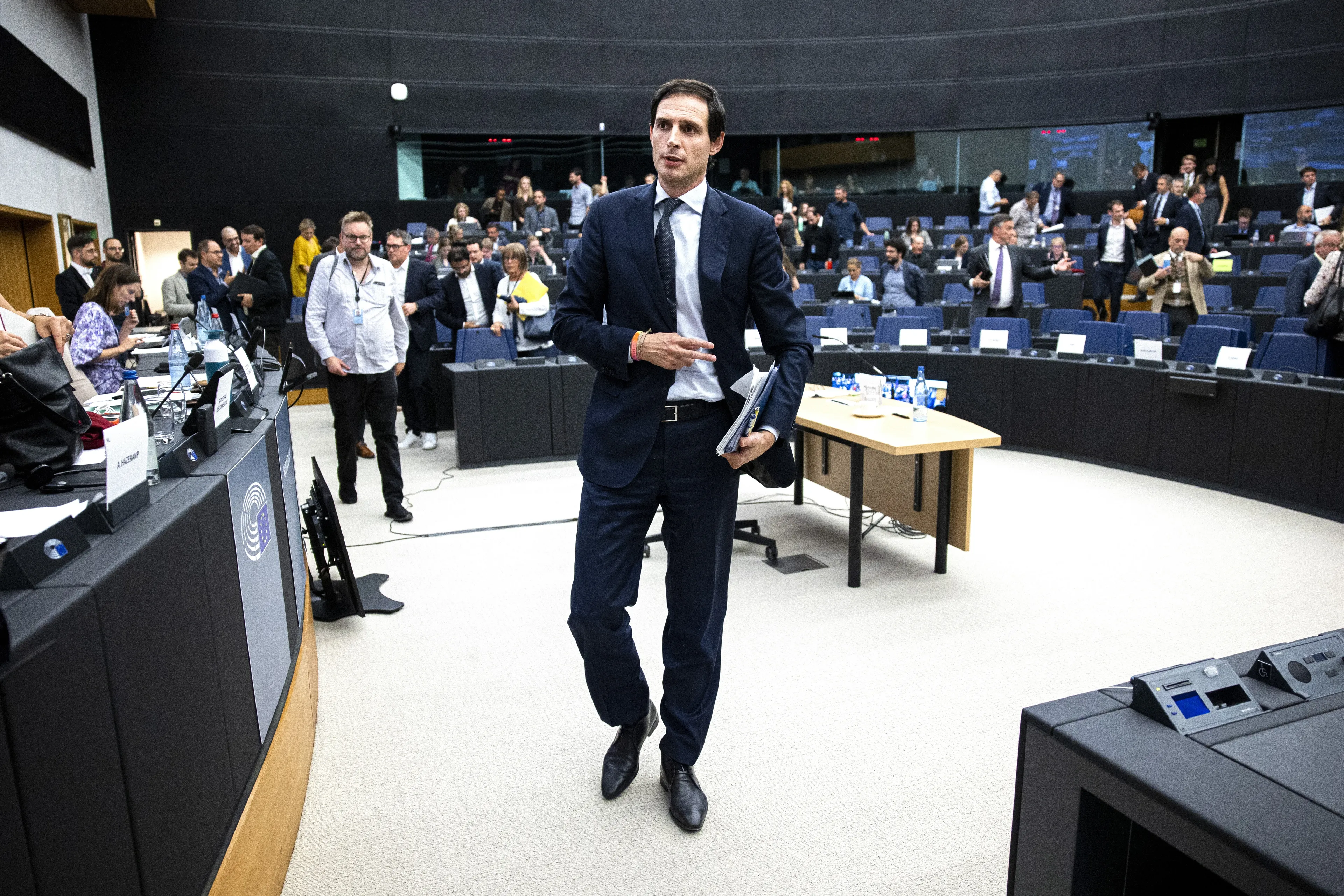 D-Day voor Wopke Hoekstra: mag hij de nieuwe Eurocommissaris Klimaat worden?