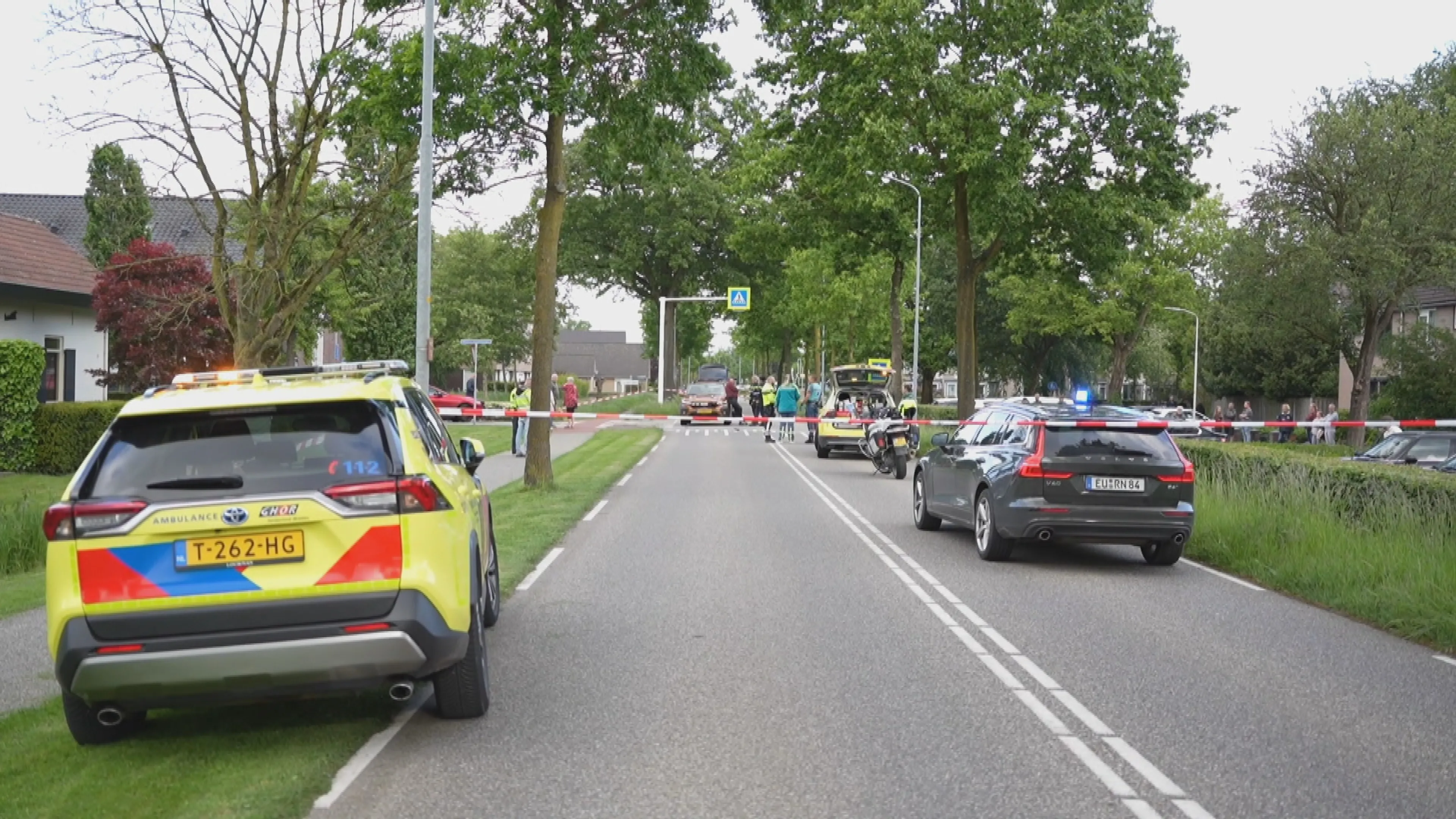 'Kind zwaargewond na aanrijding met auto in Duiven'
