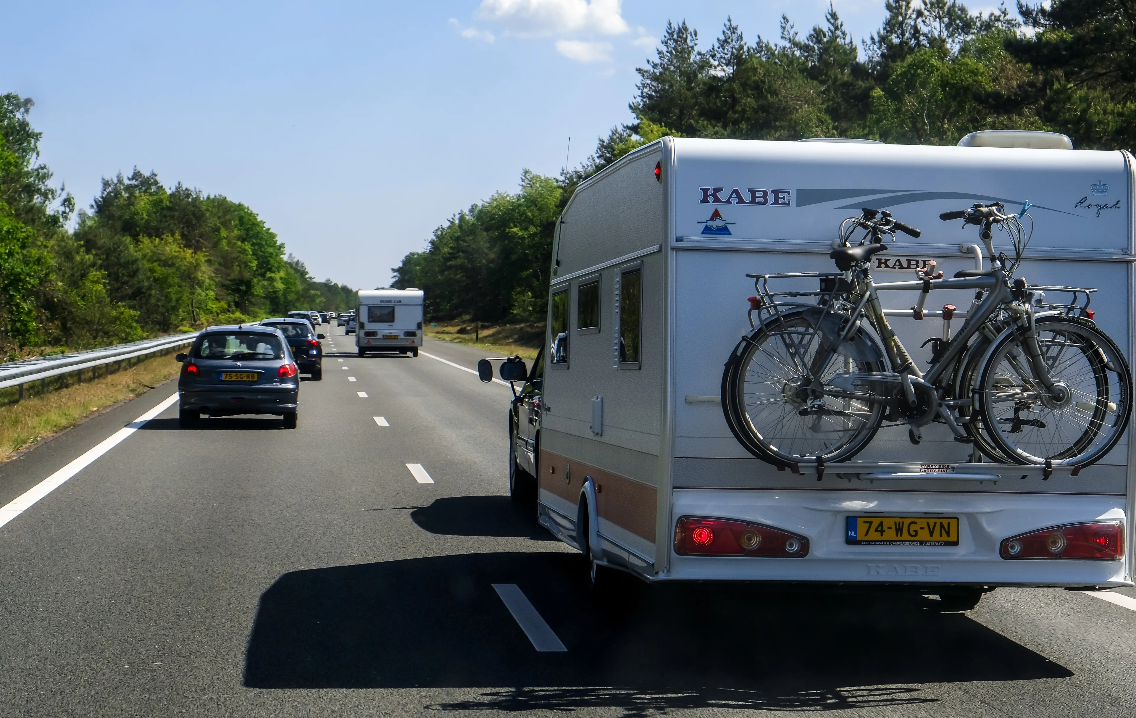 Wel of niet gaan? Aangescherpte maatregelen zorgen voor twijfels bij Nederlandse vakantiegangers