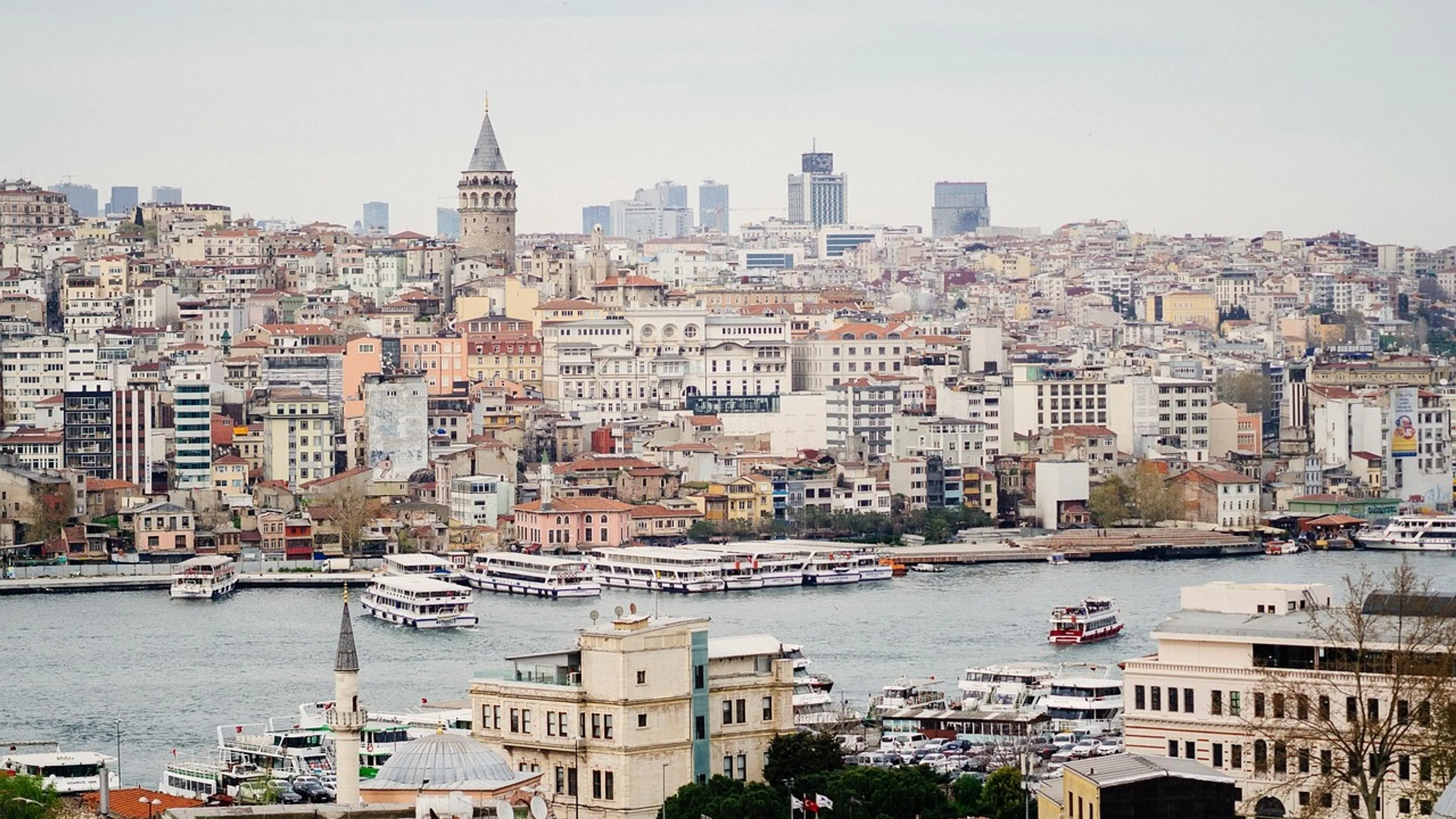 Twee Nederlandse broers (15 en 17) overleden op hotelkamer Istanbul