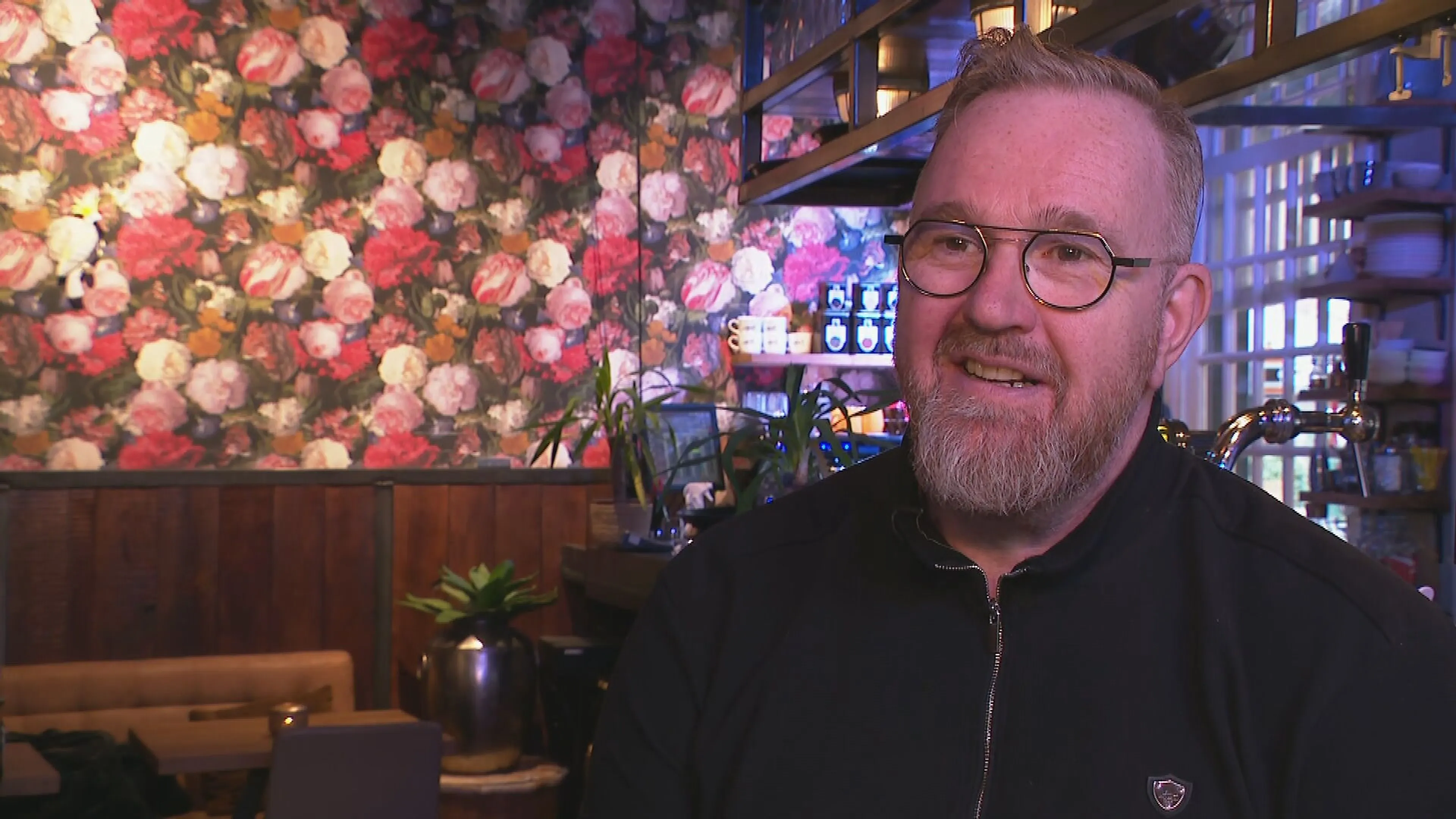 Twee jaar na abrupte horecasluiting blikt cafébaas Felix terug: 'Heel onrealistisch'