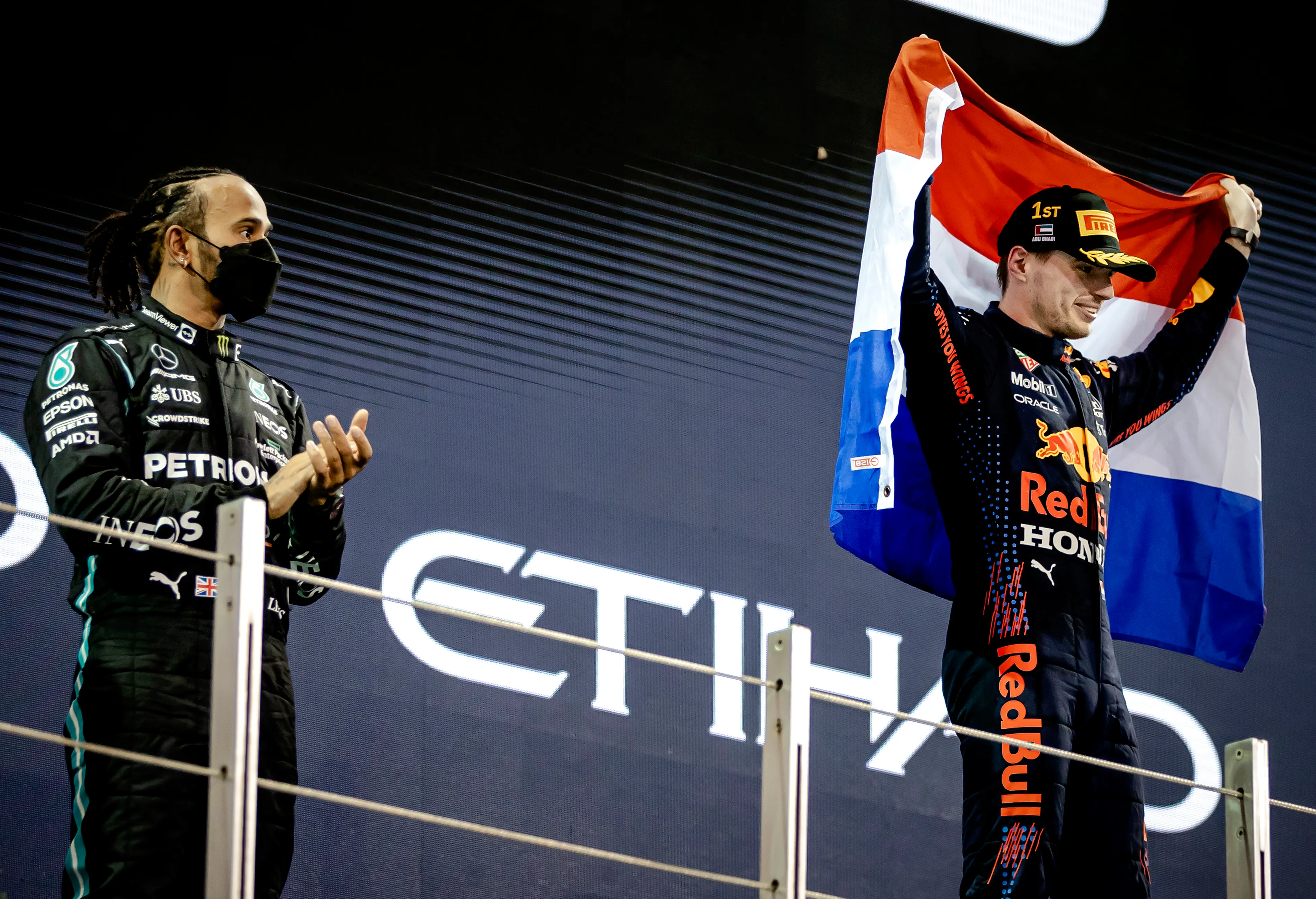 Koning en koningin lovend over 'tactisch sterke' Max Verstappen