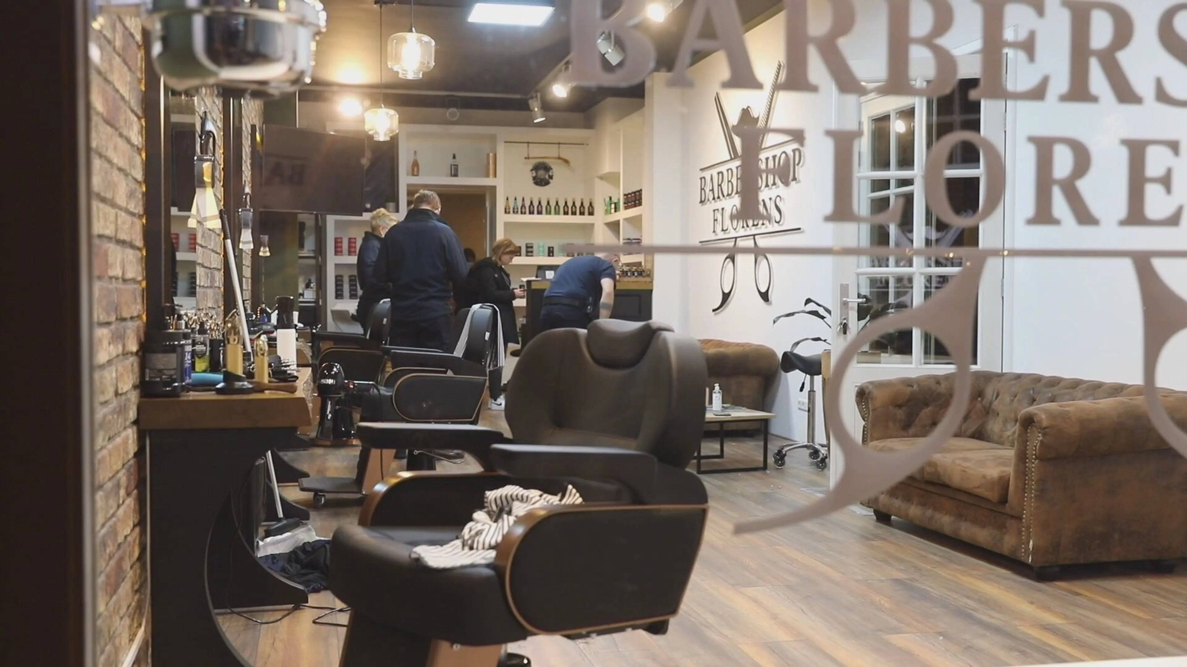 Kapper (41) in salon in Laren overleden door koolmonoxidevergiftiging