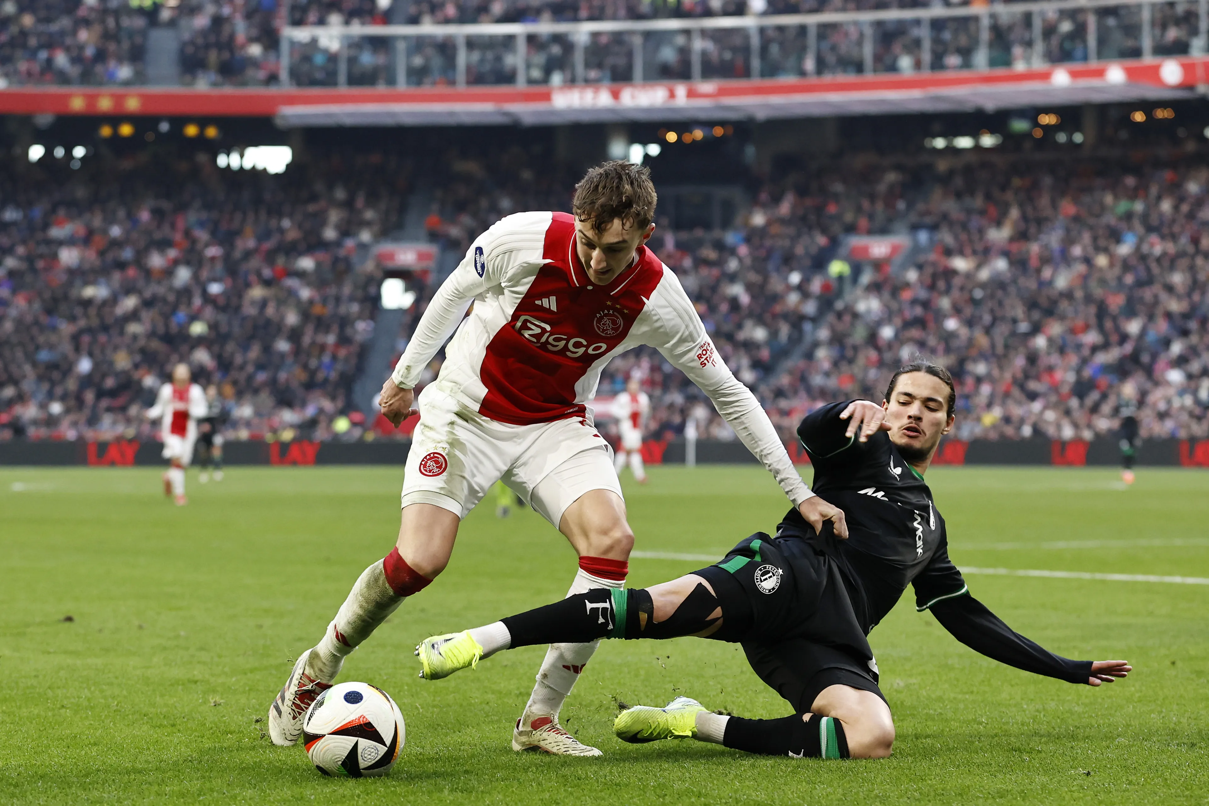 Eredivisie ontploft van spanning: dit staat er op het spel