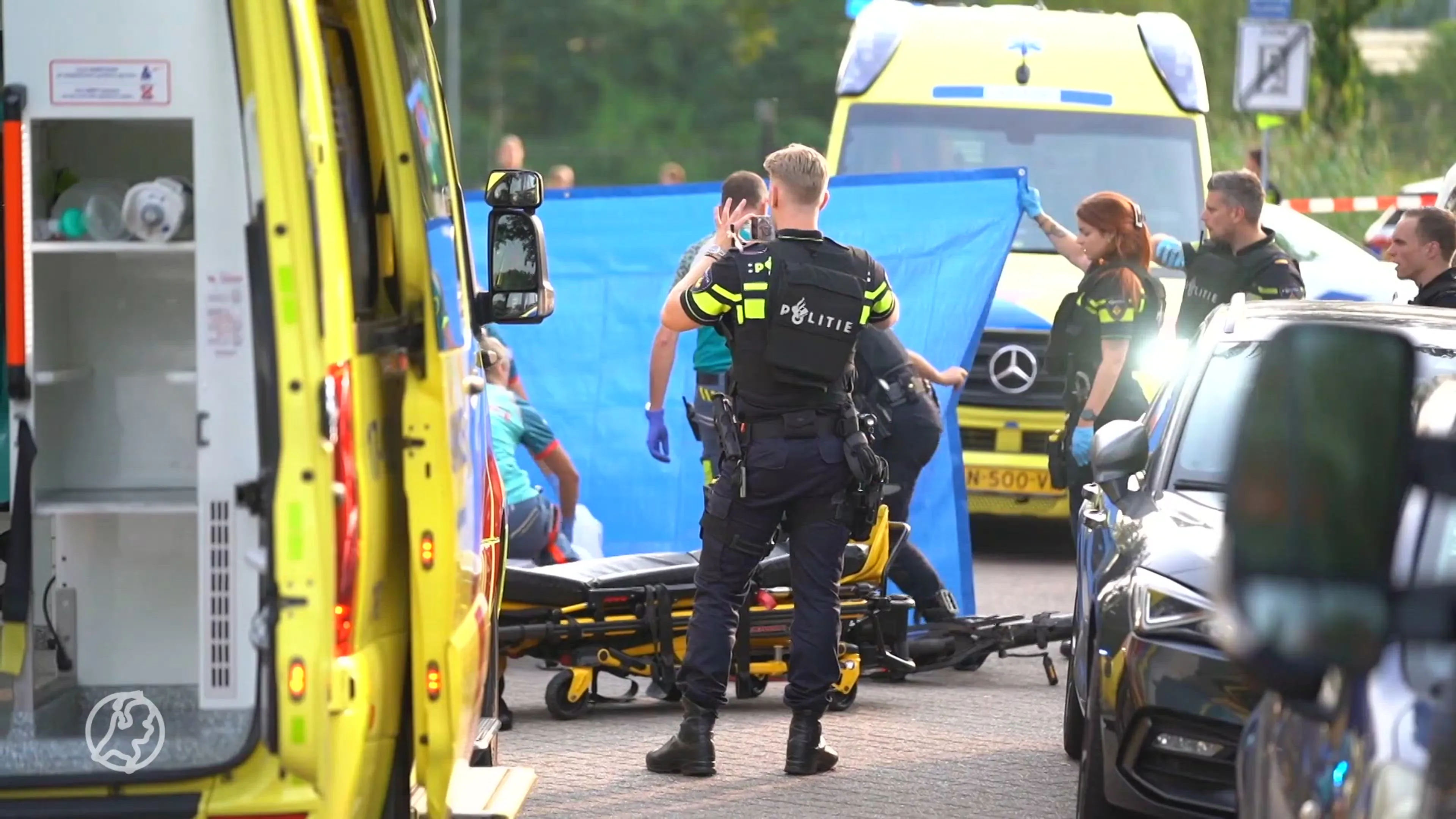 Man op straat neergeschoten en gereanimeerd, jonge verdachte voortvluchtig
