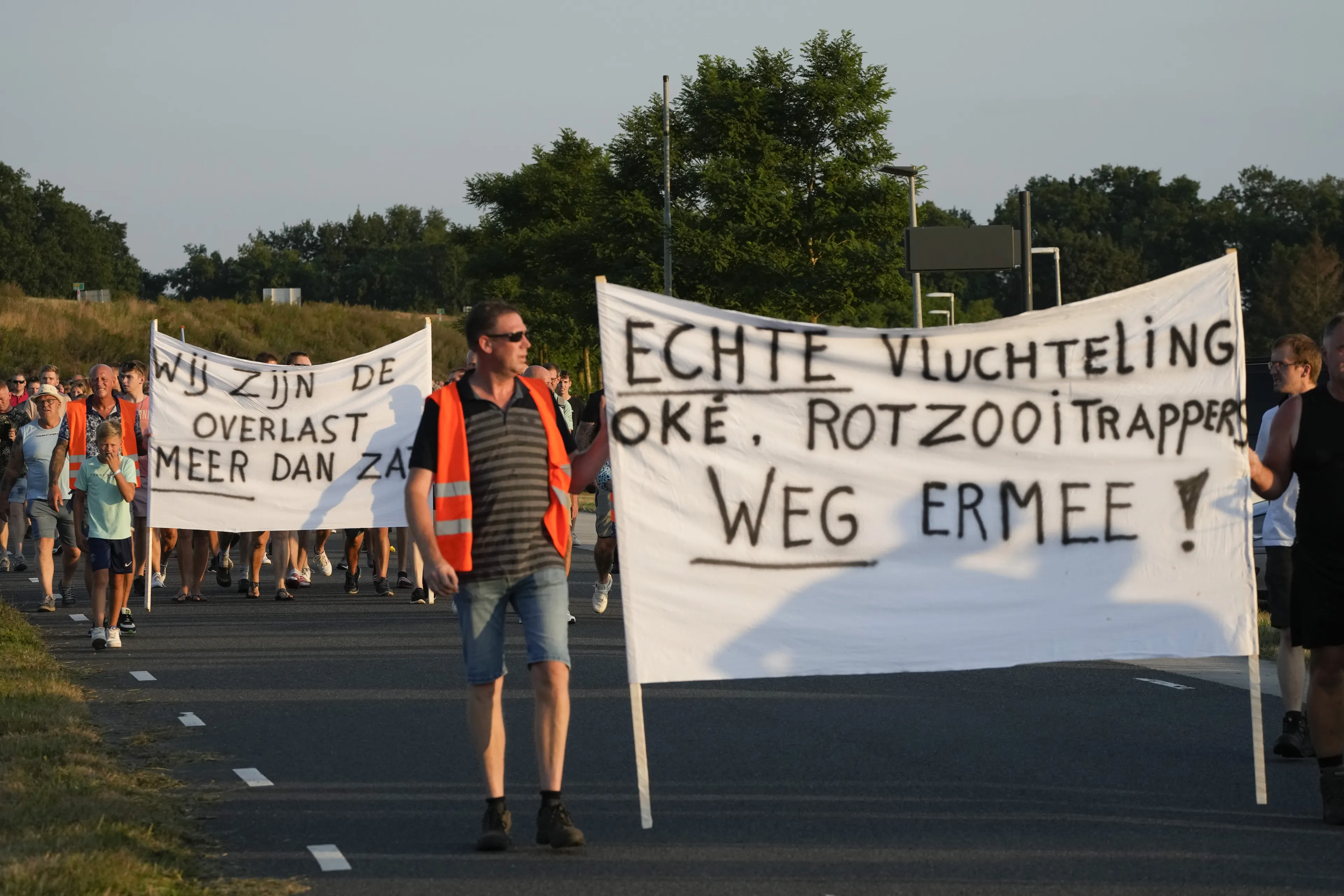 Gemeenteraad vreest voor escalatie situatie Ter Apel: 'Houd overlastgevers binnen COA-terrein'