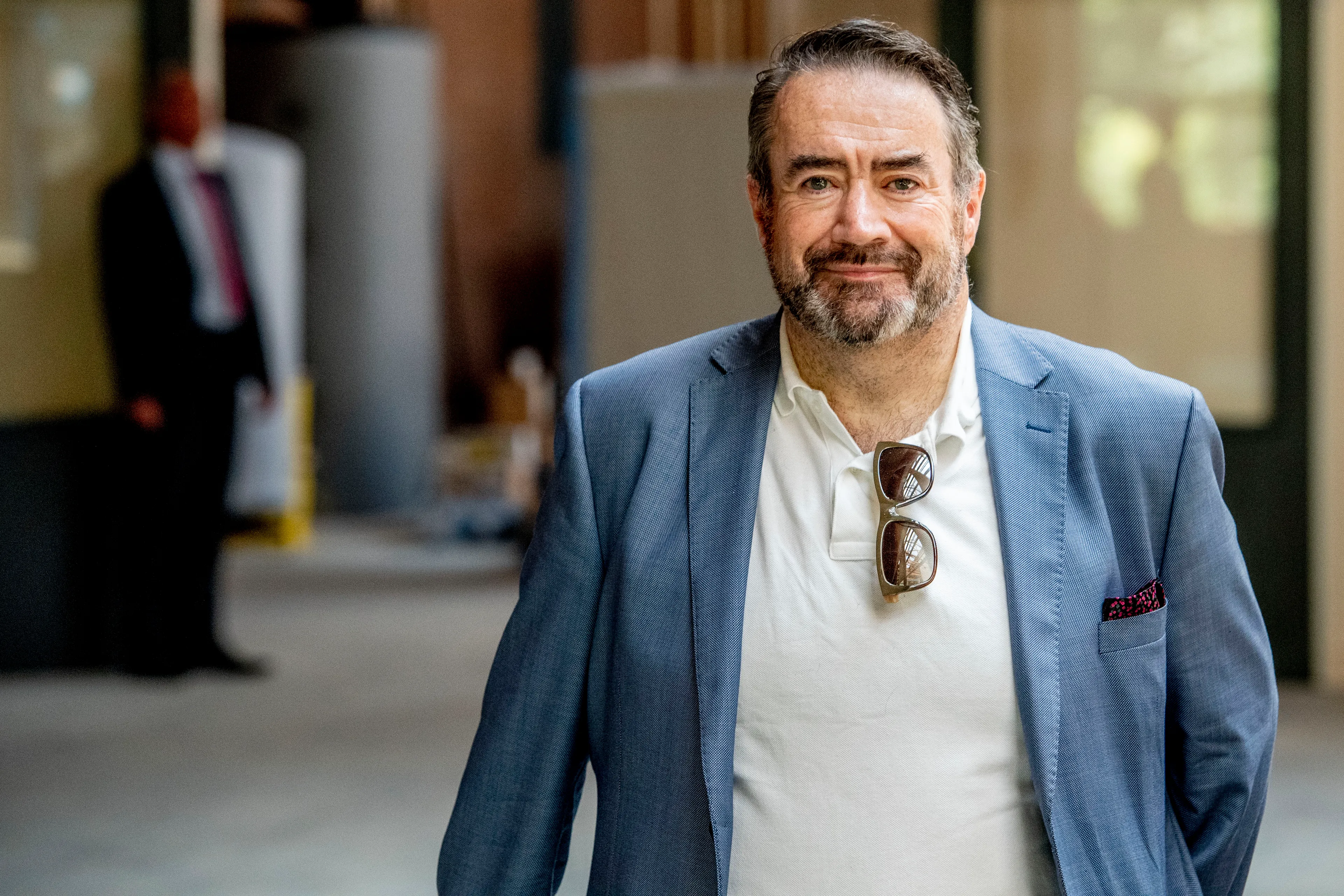 Royaltydeskundige Marc van der Linden in ziekenhuis opgenomen