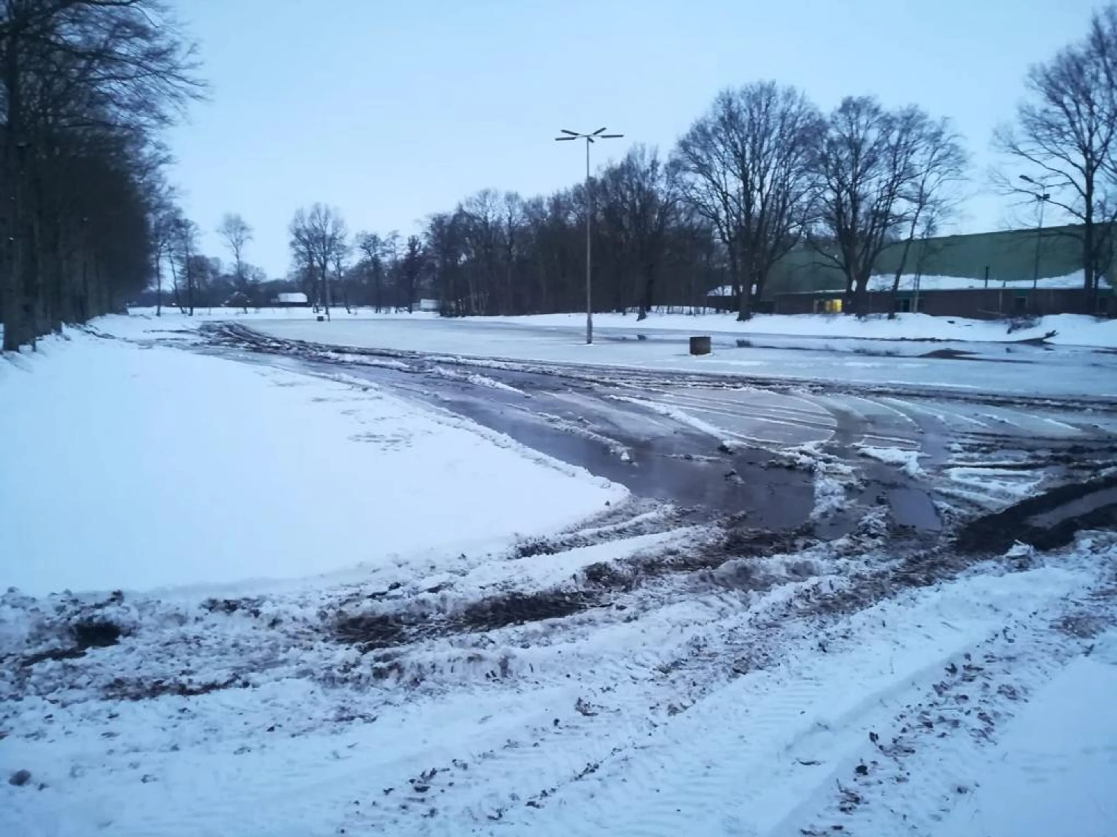 Goede afloop van schaatssoap in Dalen: 'We hebben een prachtige ijsvloer'