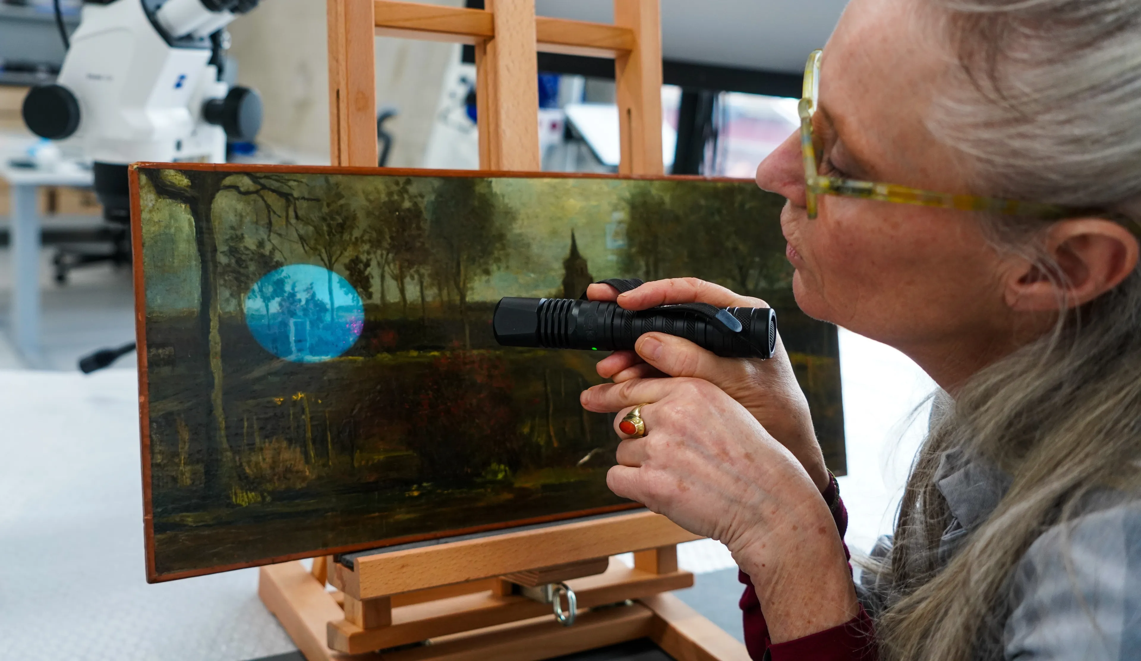 Gestolen schilderij Lentetuin van Van Gogh na jaren weer te zien