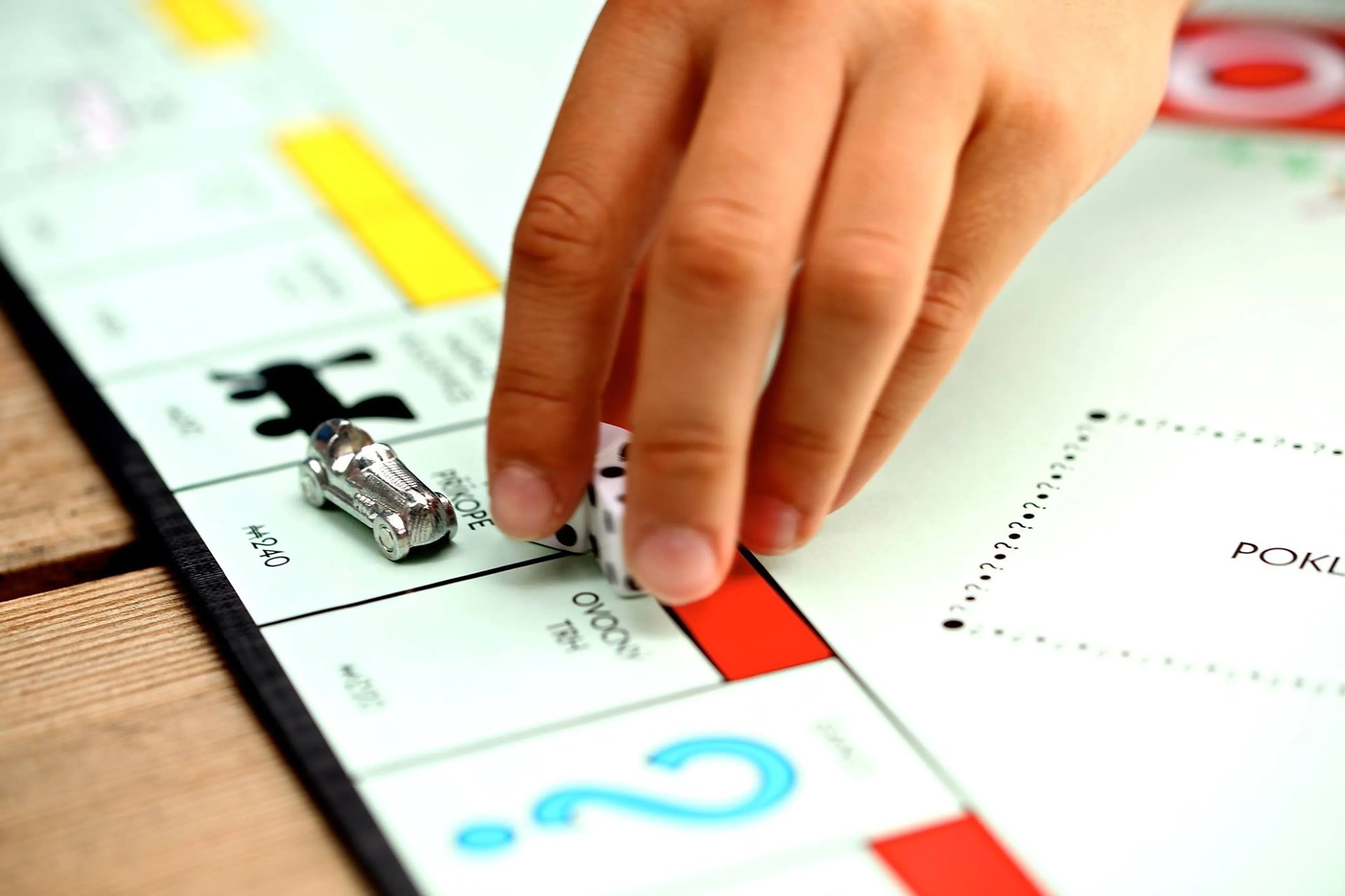 Monopoly krijgt grote metamorfose, Algemeen Fonds-kaarten in modern jasje