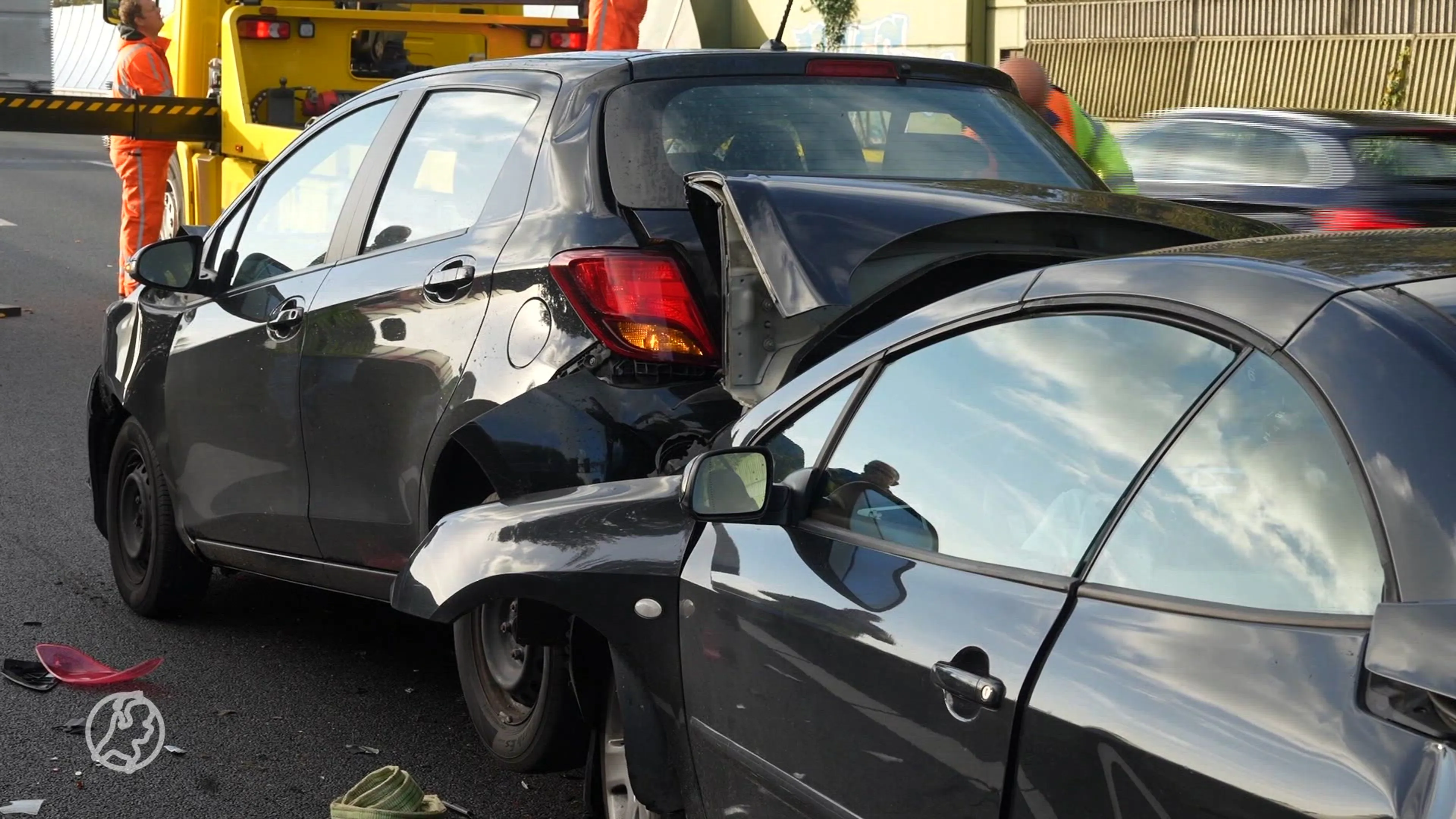 Zeven auto's op elkaar gebotst op A28