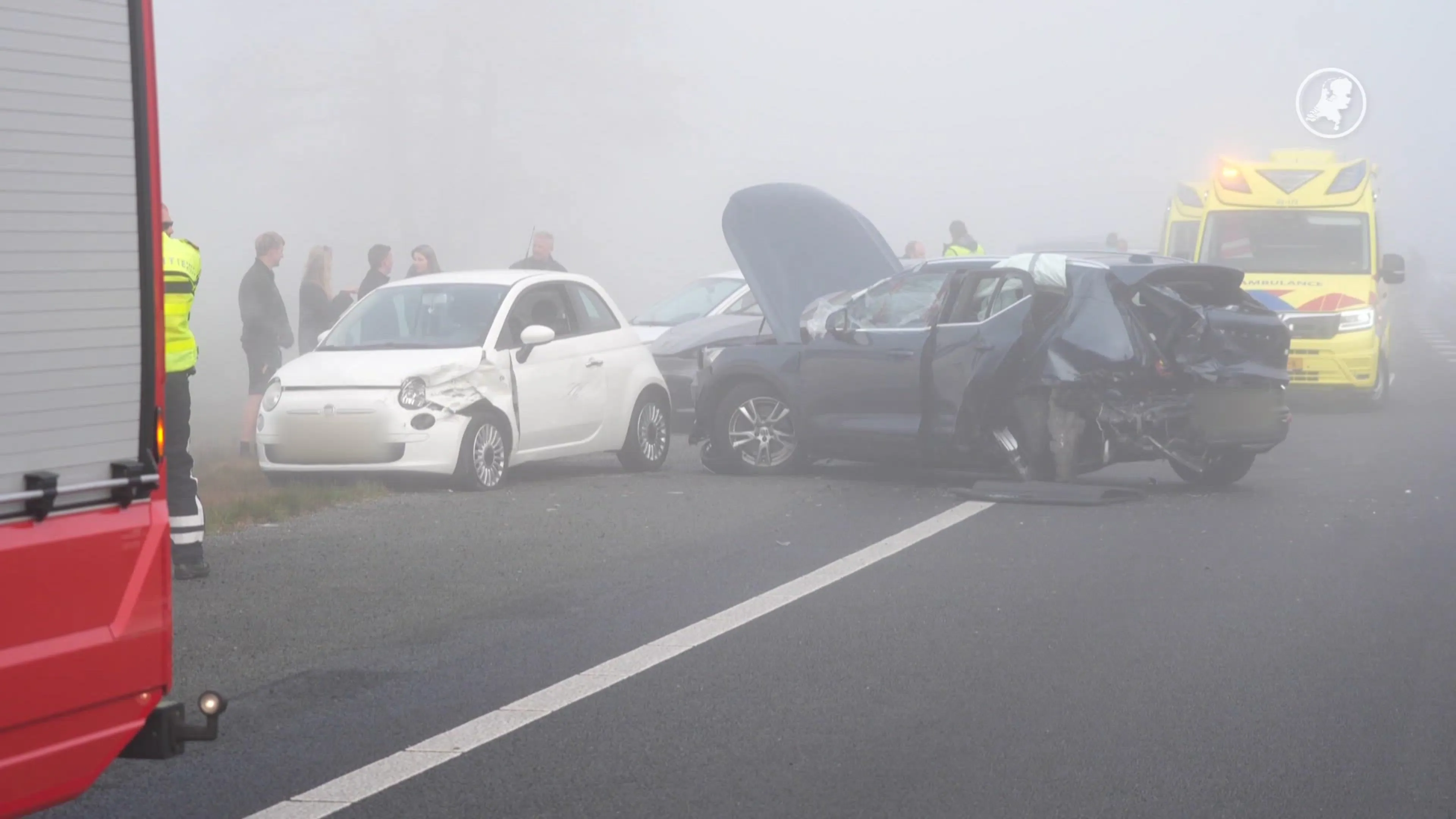 Gewonden en file door ongevallen met acht auto's op A28 bij Assen
