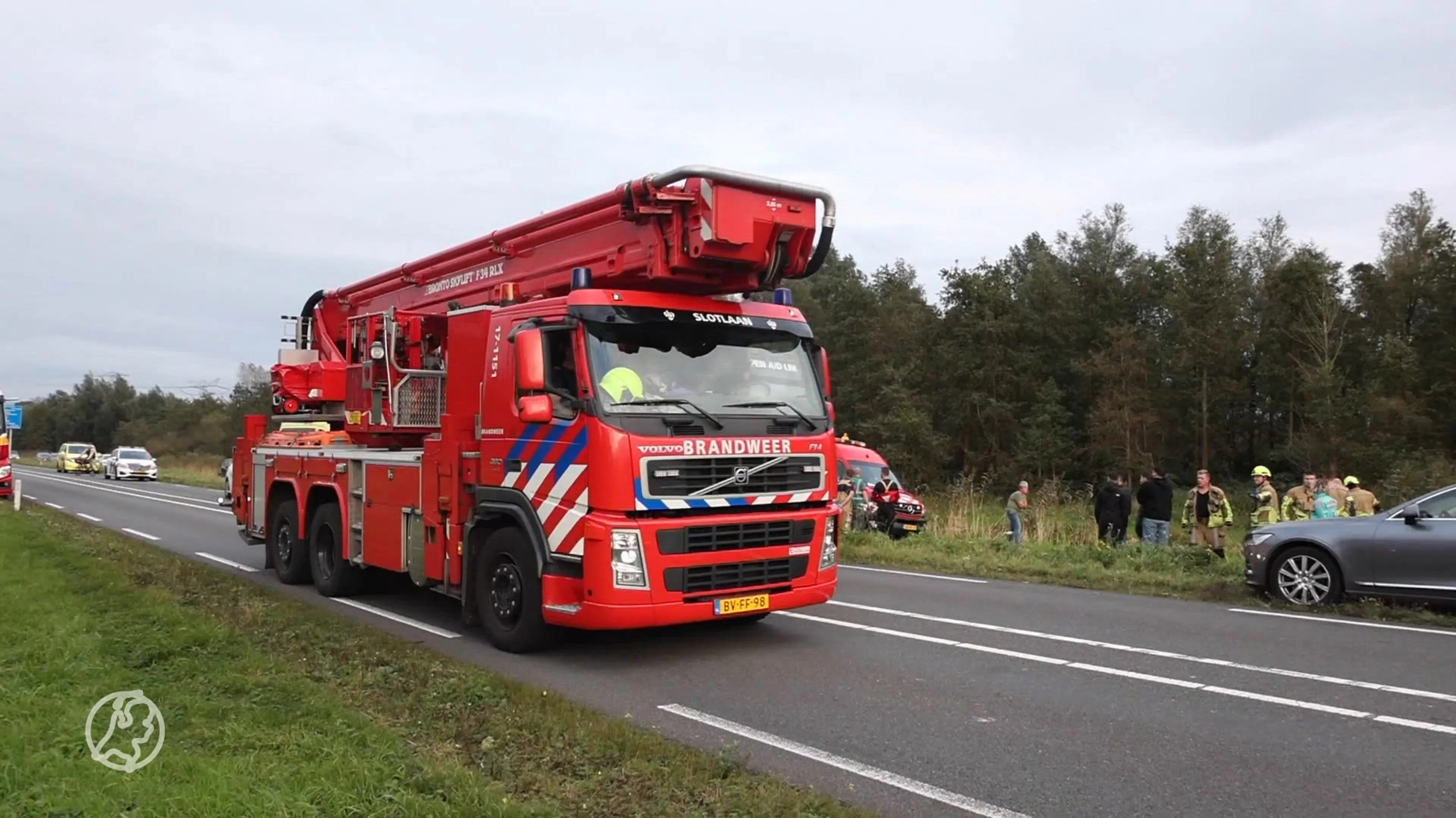 Vier jeugdvoetballers gewond bij auto-ongeluk N210, twee gereanimeerd