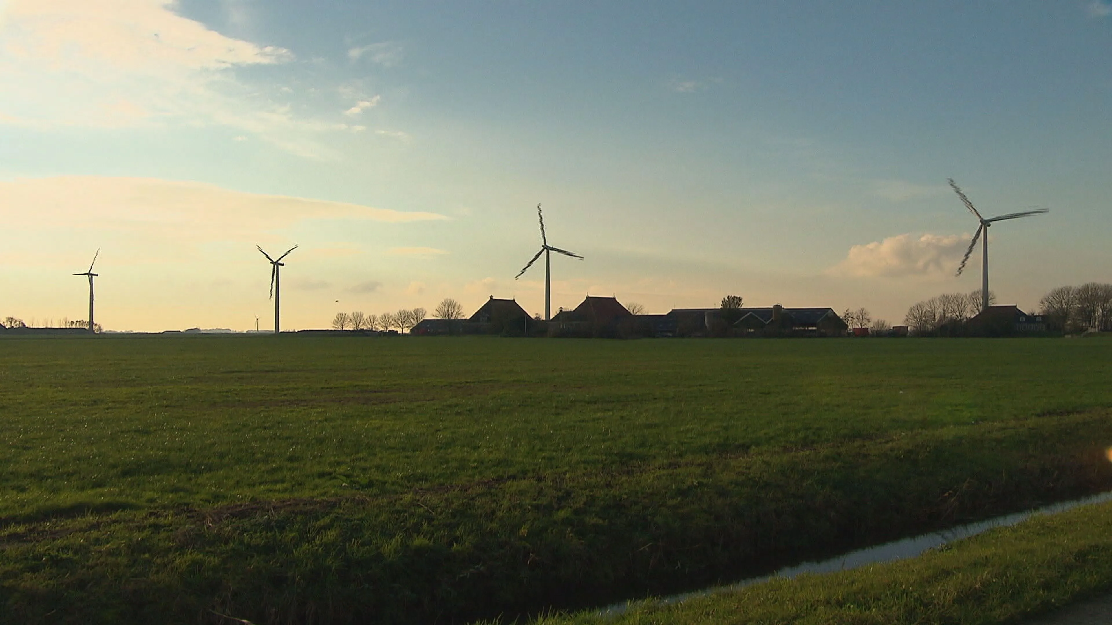 Geen bouwstop in Drentse Veenkoloniën voor aanleg windpark 