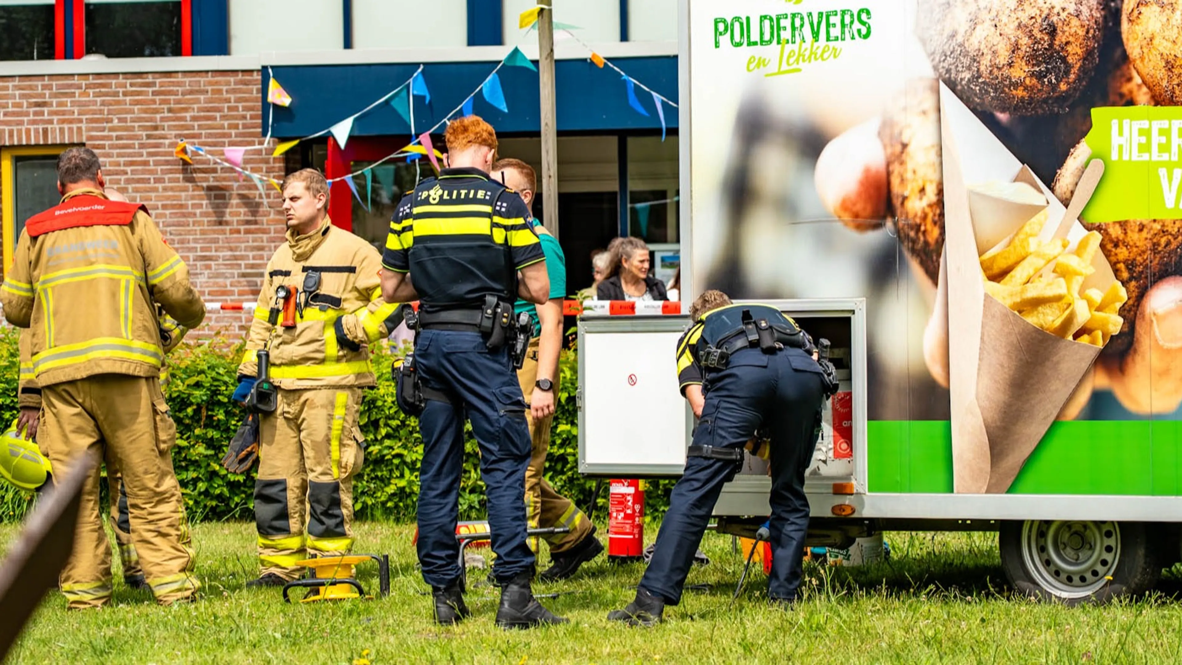Explosie bij frietkraam op evenement in Harderwijk: twee gewonden
