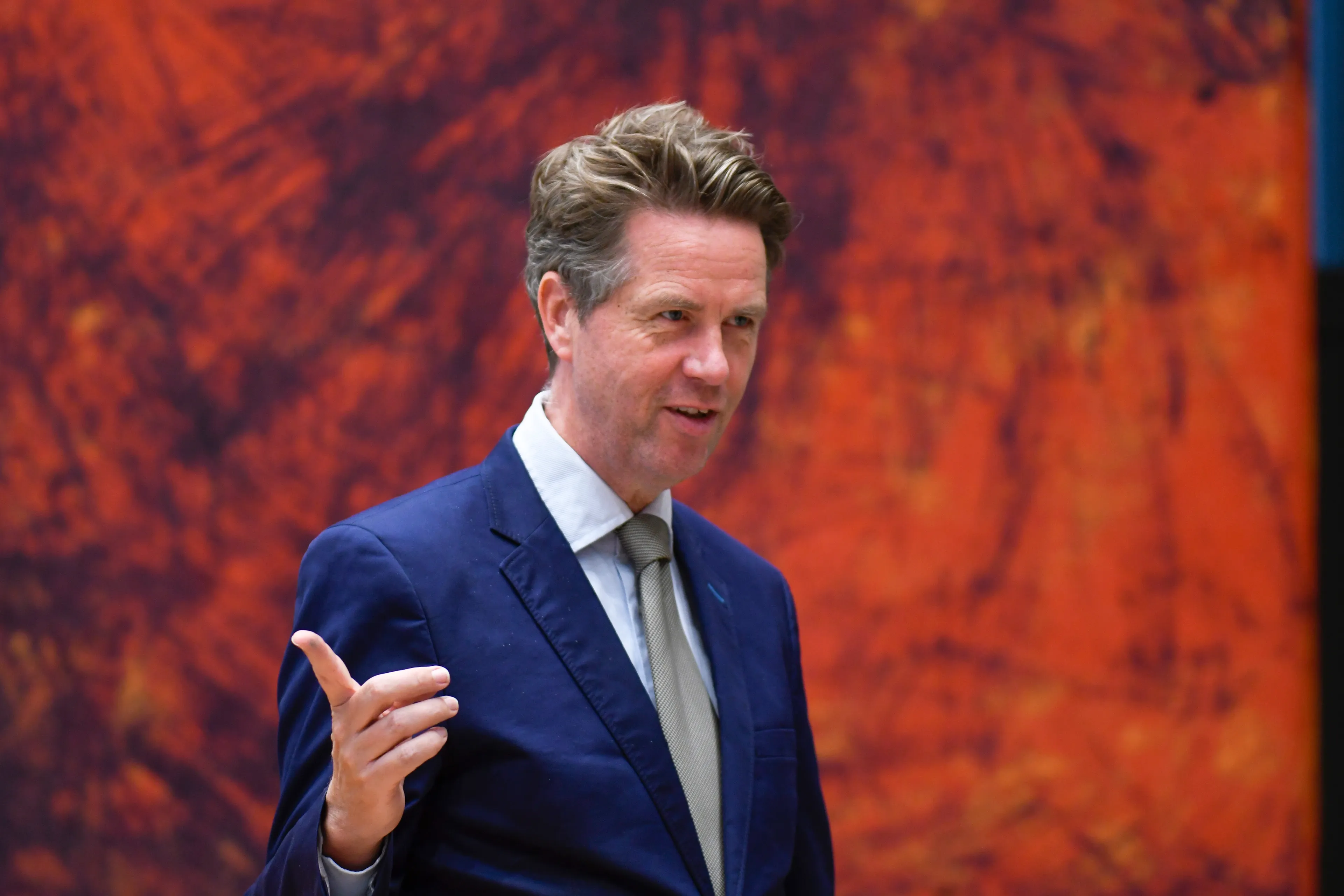 Het is terecht dat Bosma wegblijft bij de slavernijherdenking vindt helft van Nederland