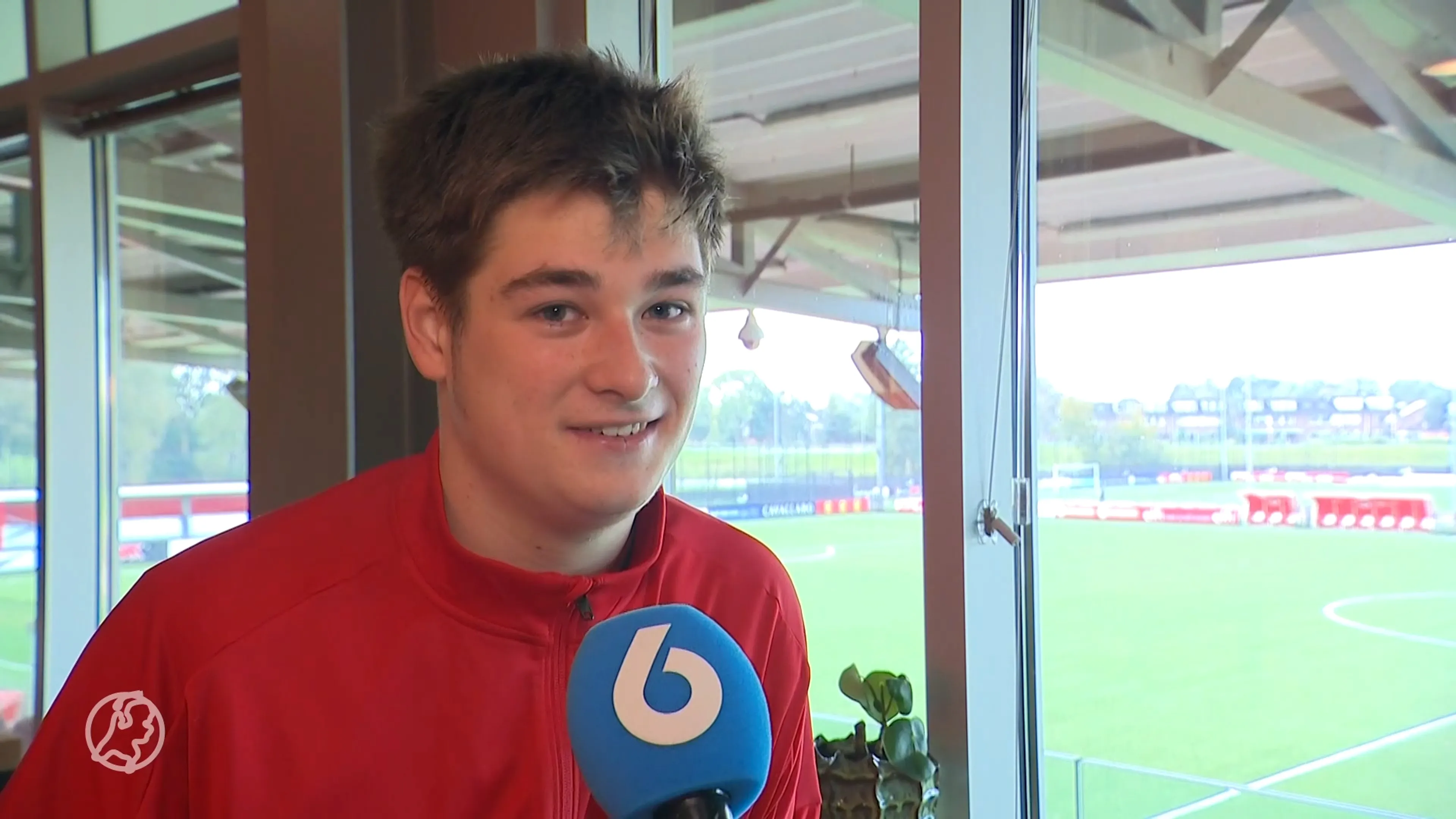 Wonderboyz met beperking houden voetbalstadions schoon: 'We horen ergens bij'