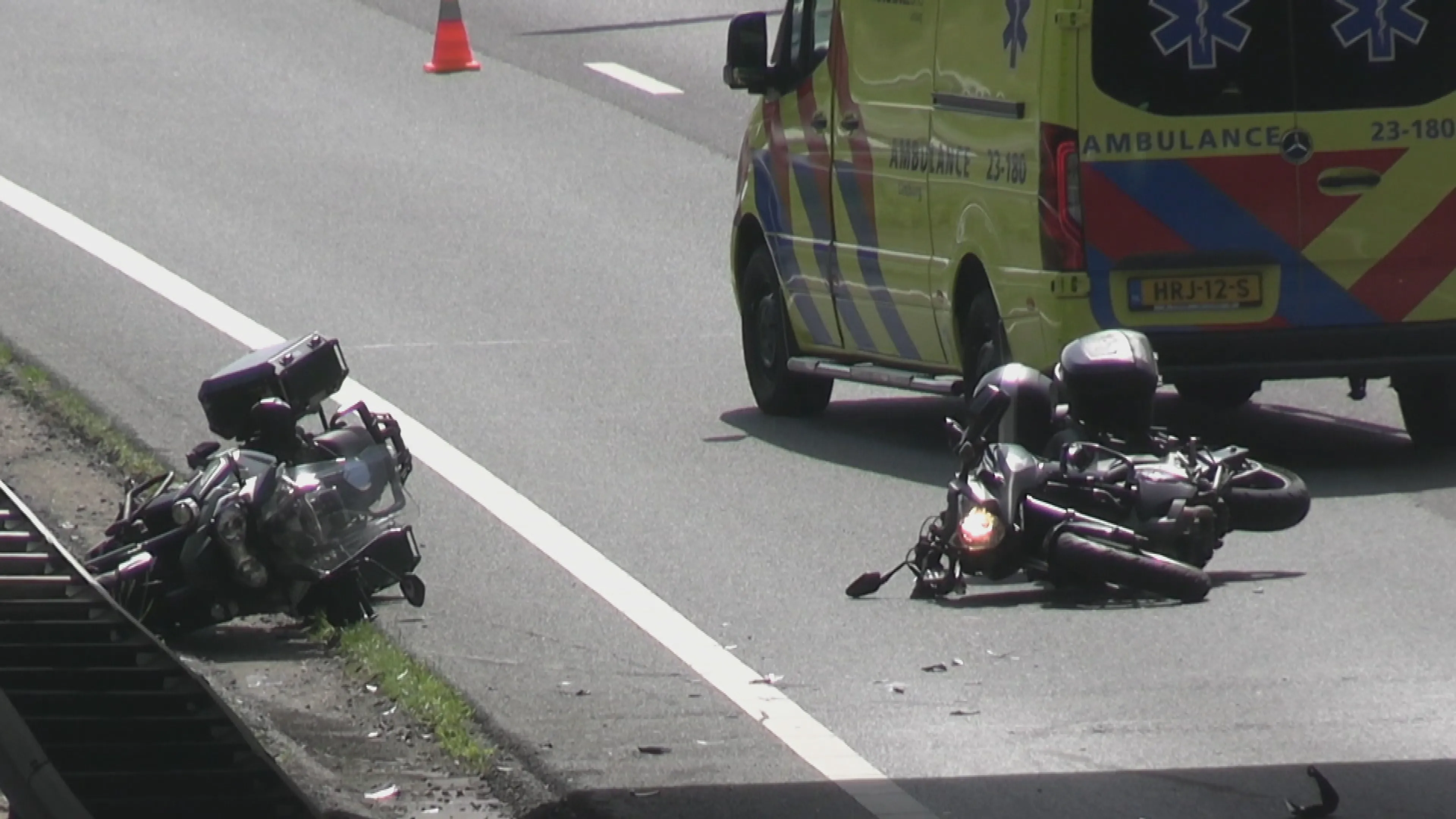 Motorrijder (63) overleden na ongeluk op A74 bij Tegelen