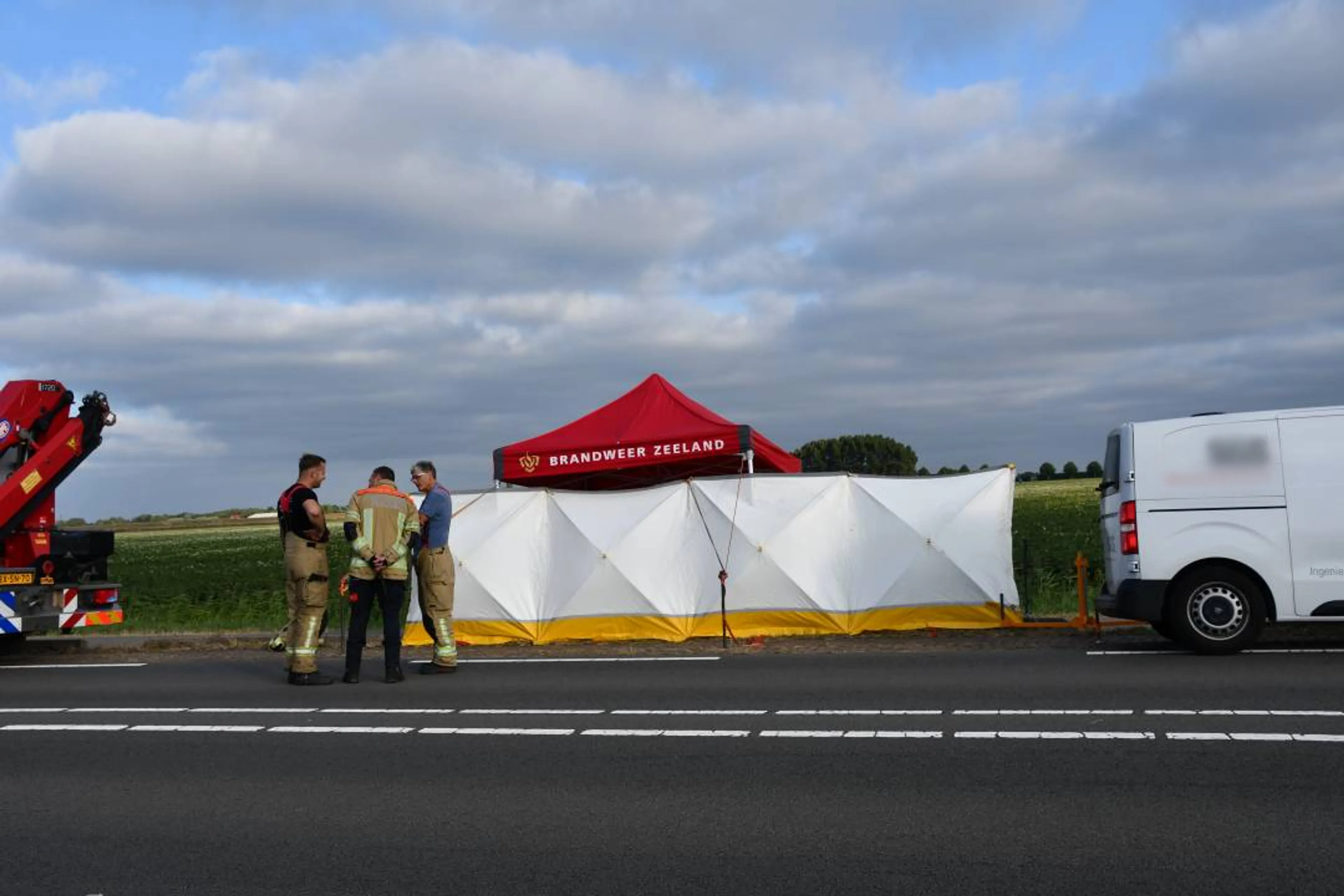 Scooterrijder (17) overleden na botsing met landbouwvoertuig in Nieuwerkerk