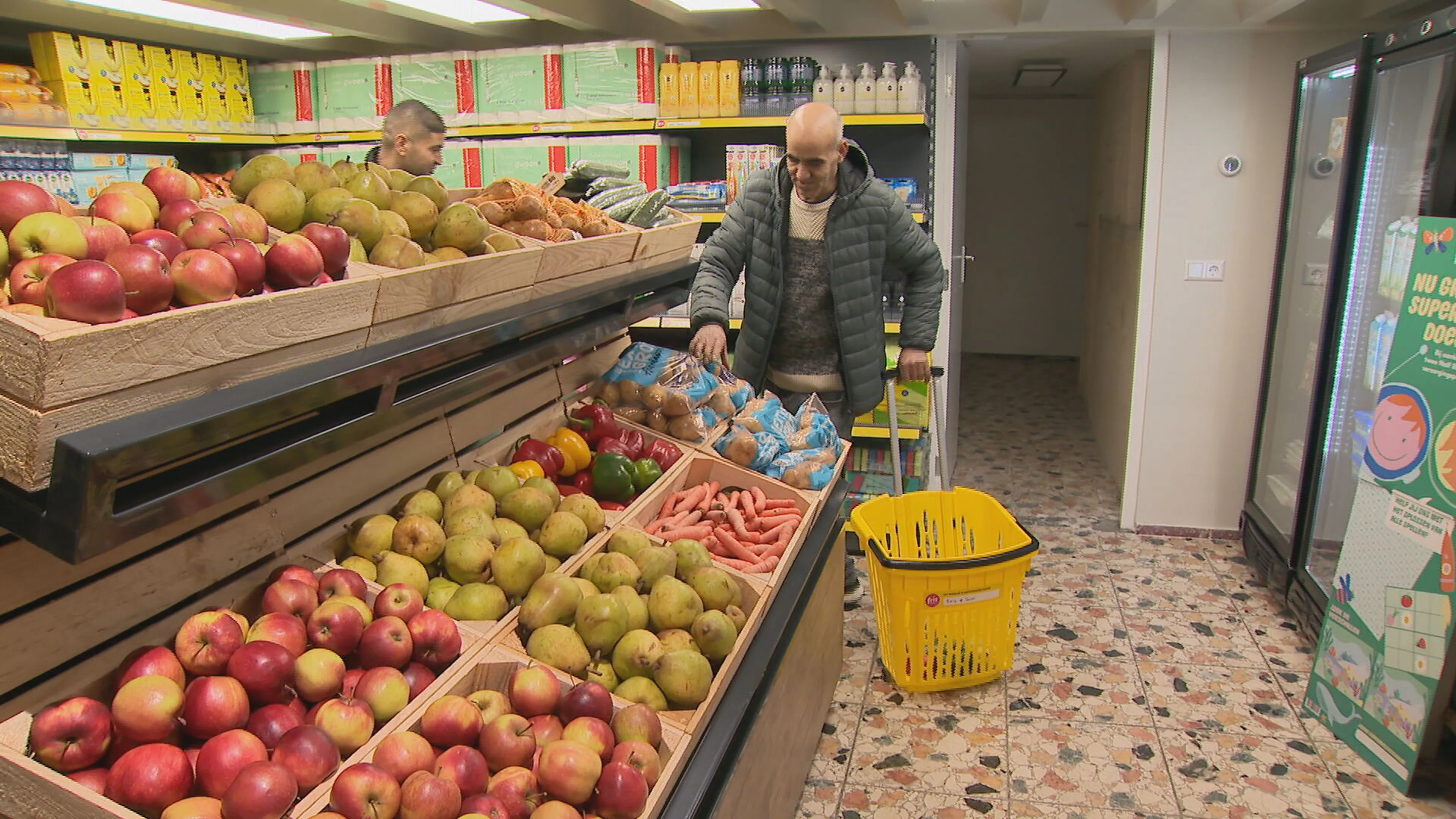 Amsterdamse supermarkt biedt boodschappen gratis aan