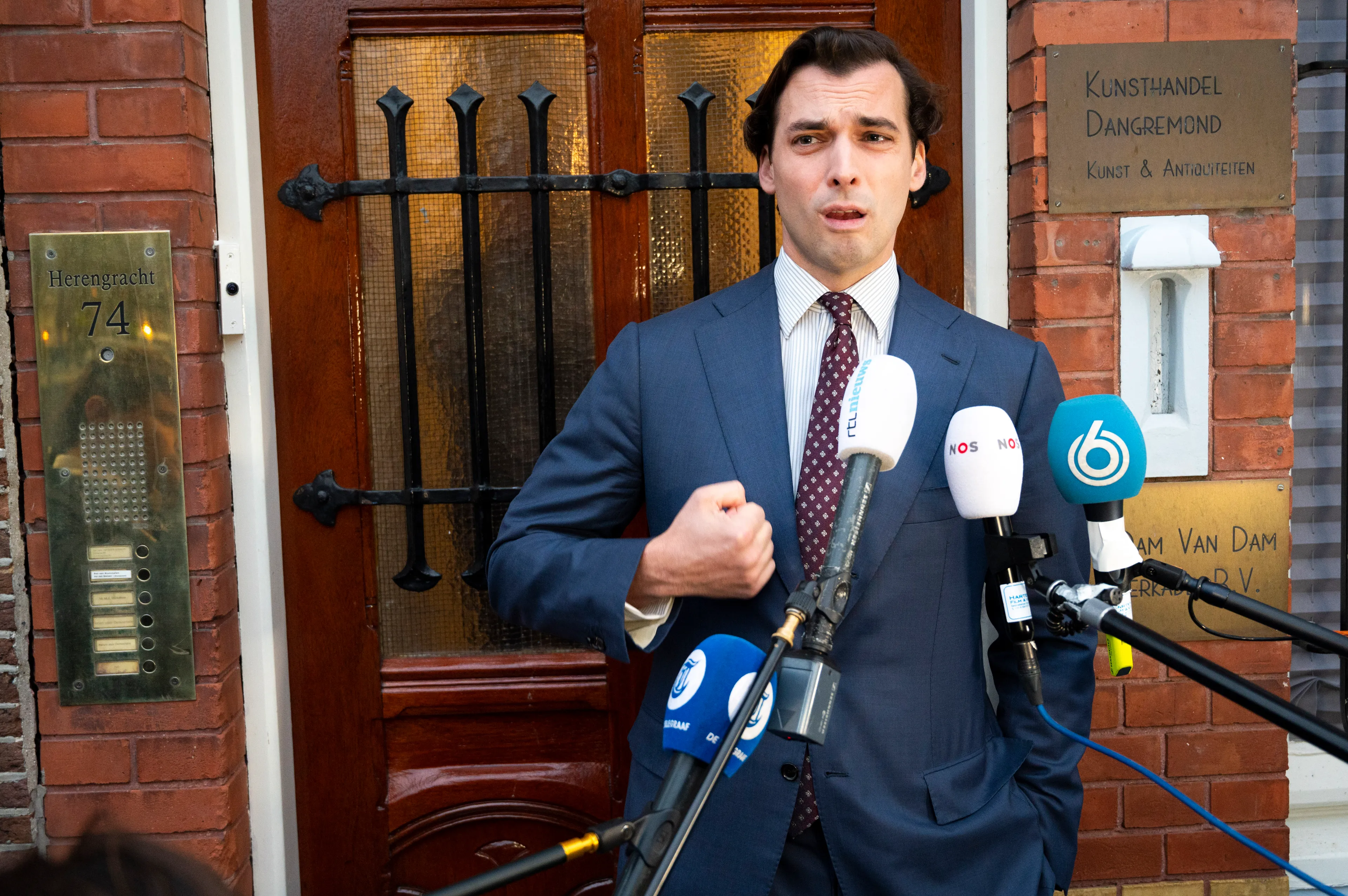 FvD wil bindend referendum over leiderschap Baudet