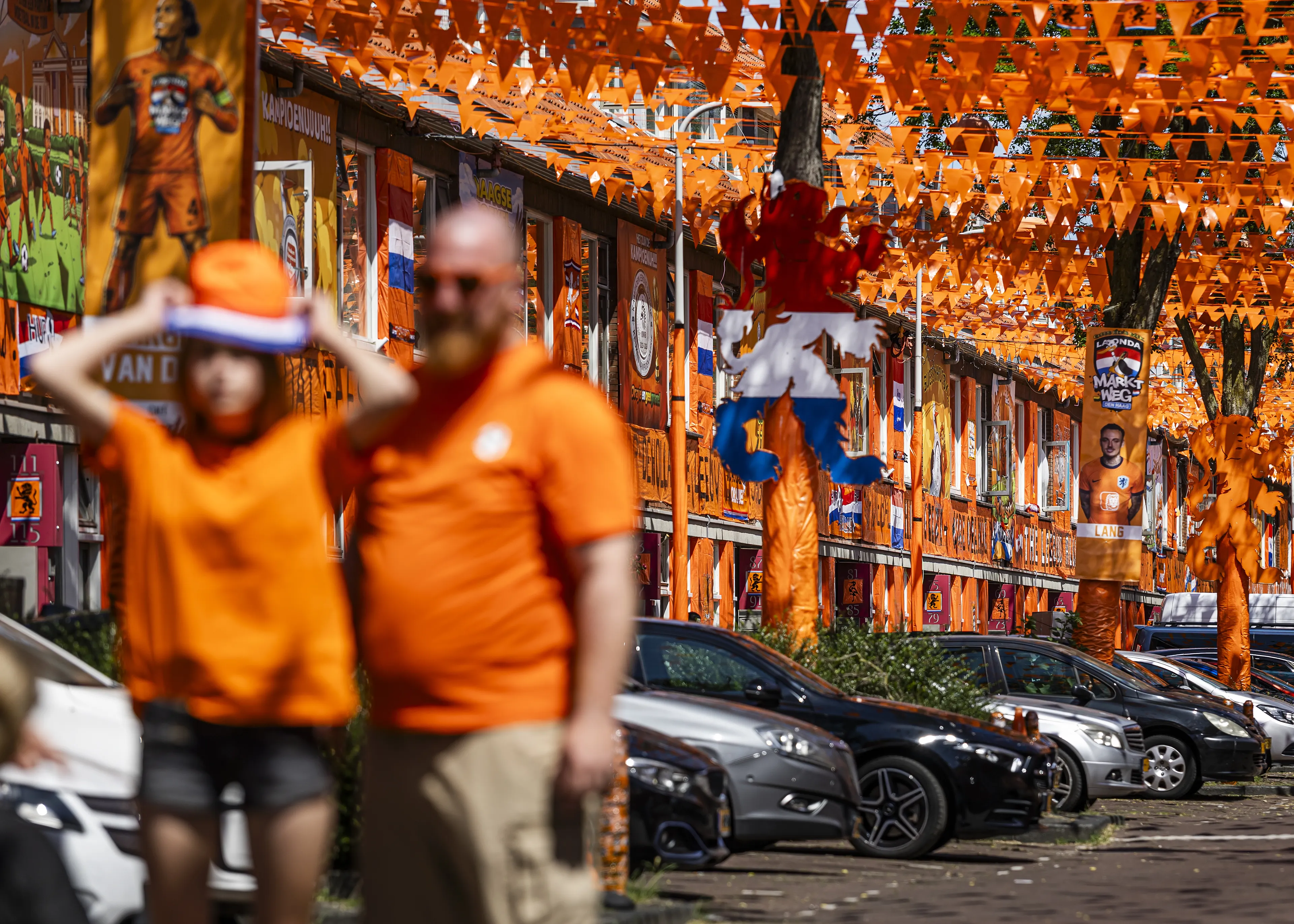 Huis of straat versieren voor het WK? Hier moet je op letten