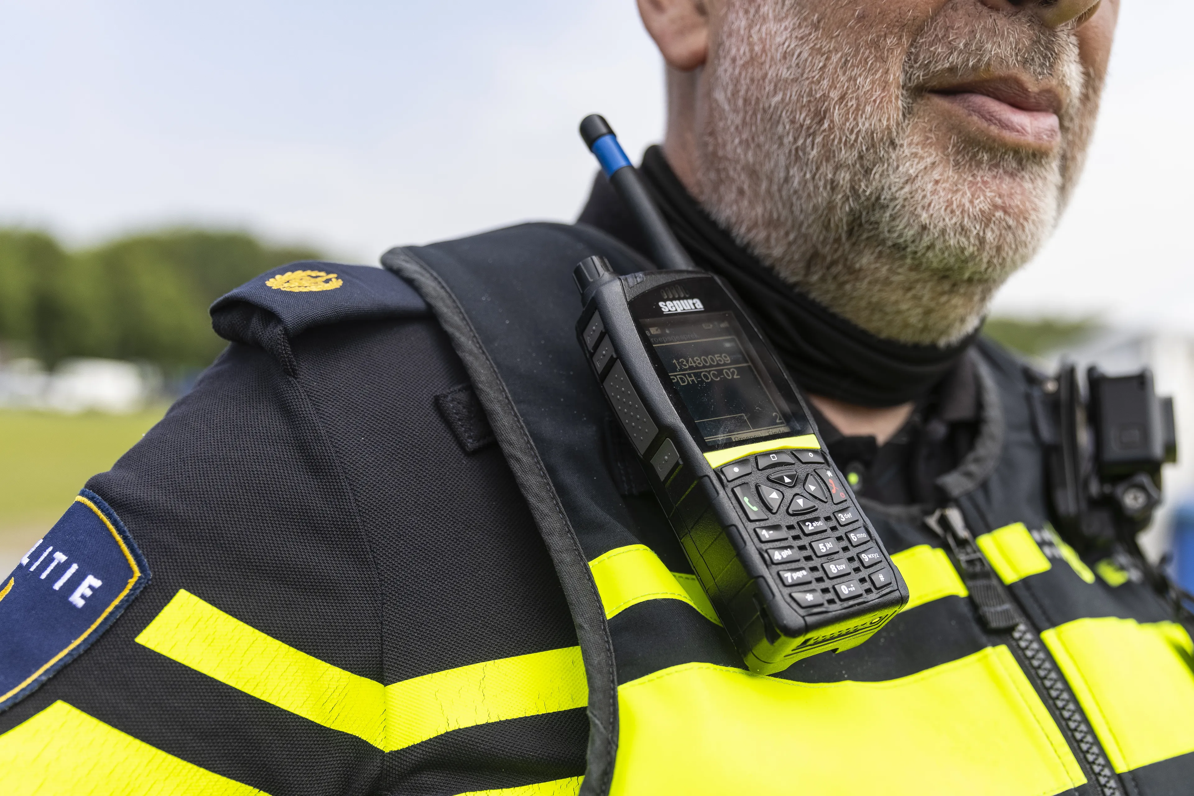 De politie zoekt nog naar getuigen van roofoverval in Schiedam