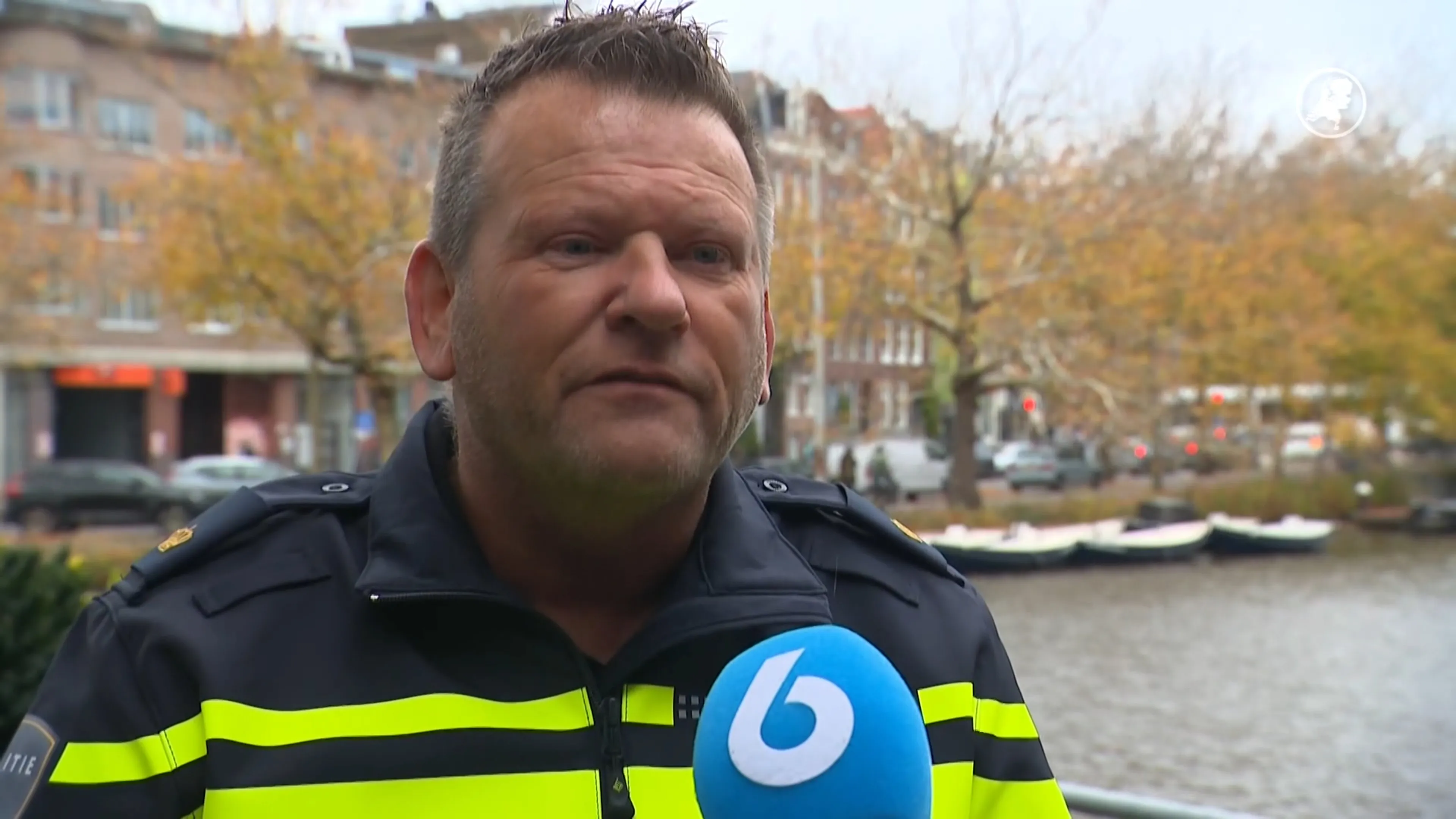 Politie zoekt getuigen van zware mishandeling Bijlmer Arena