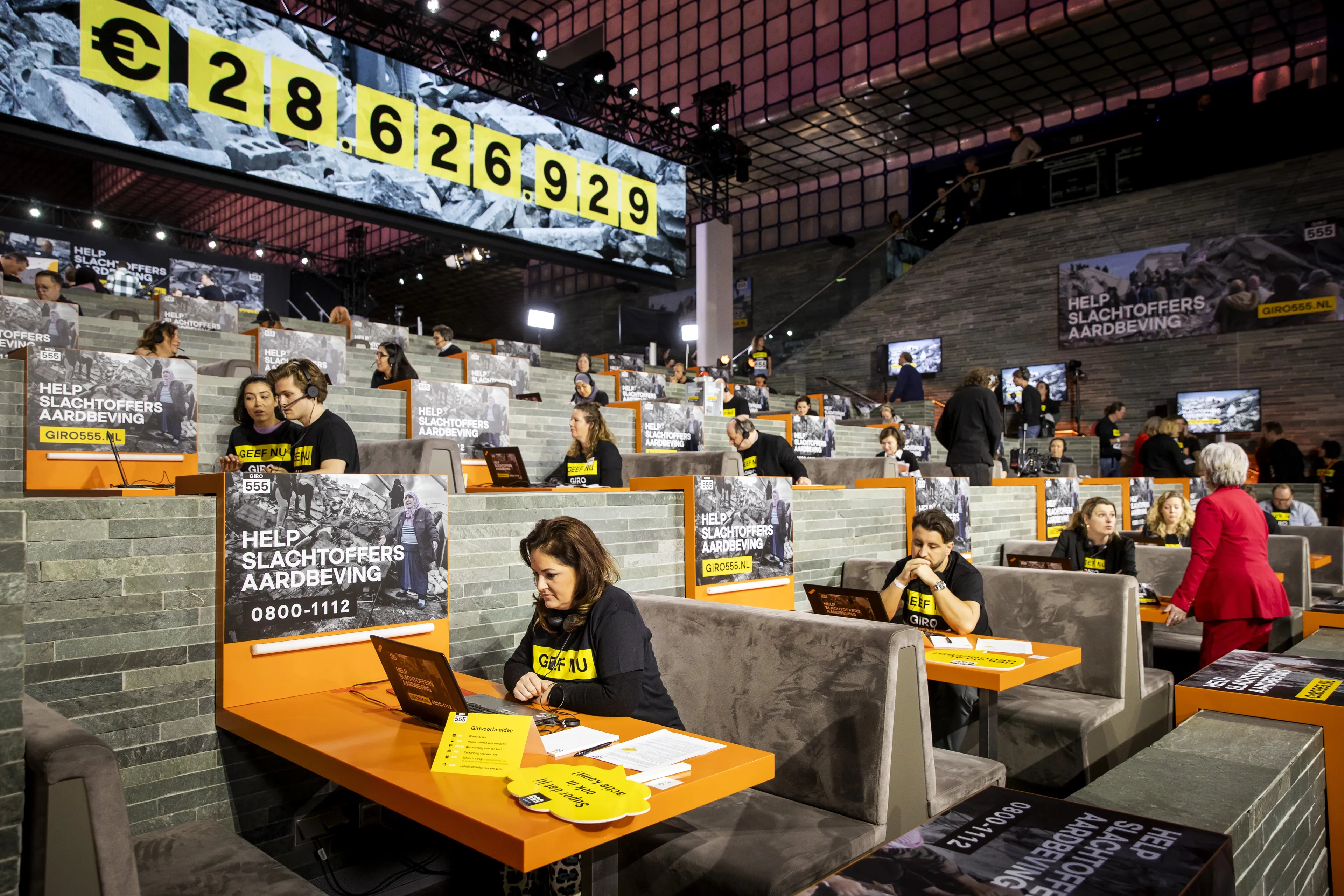 Telefoon roodgloeiend op actiedag Giro555, 89 miljoen euro opgehaald