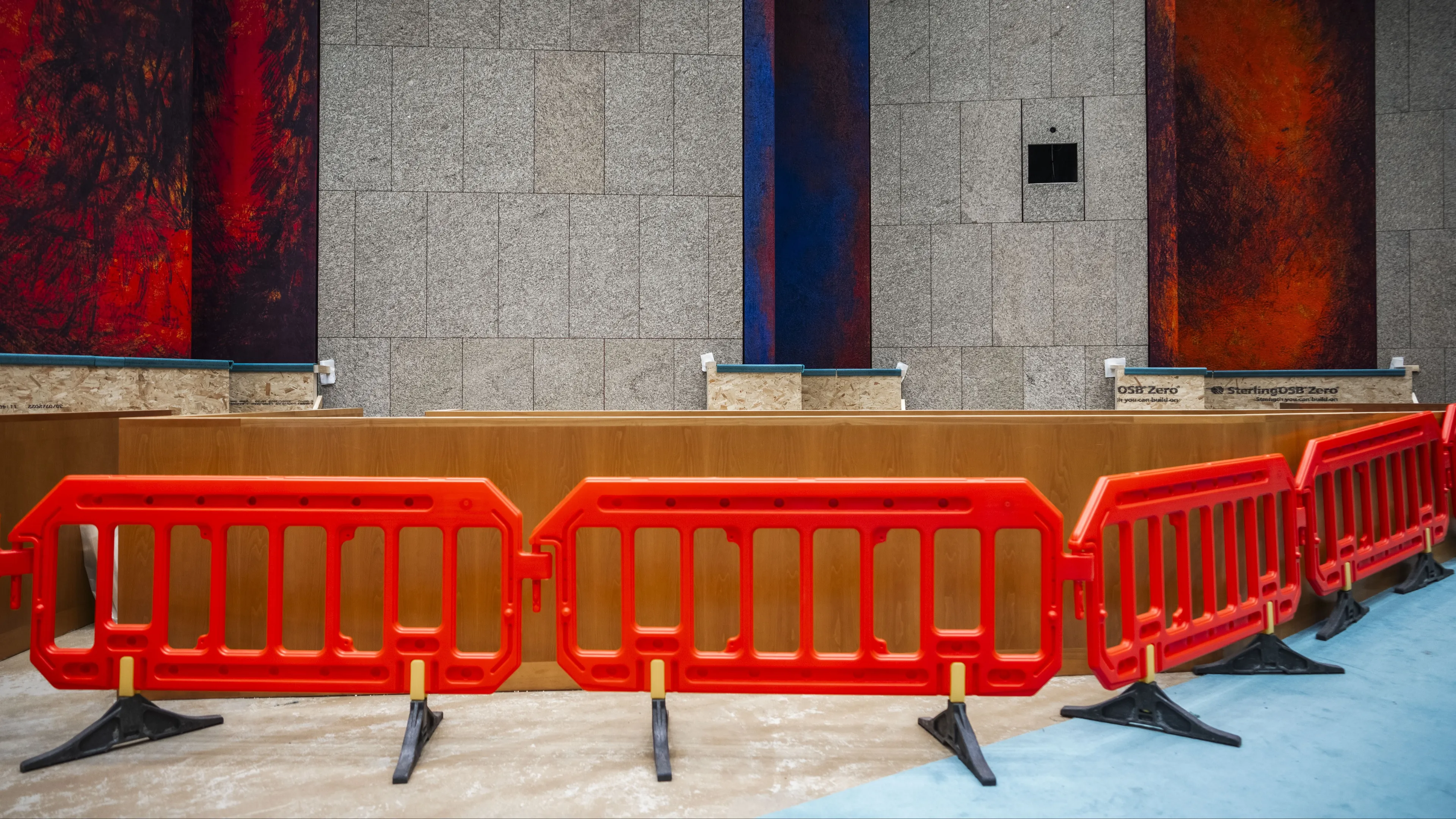 Vertrouwen in politiek keldert na val kabinet, vooral bij rechts Nederland