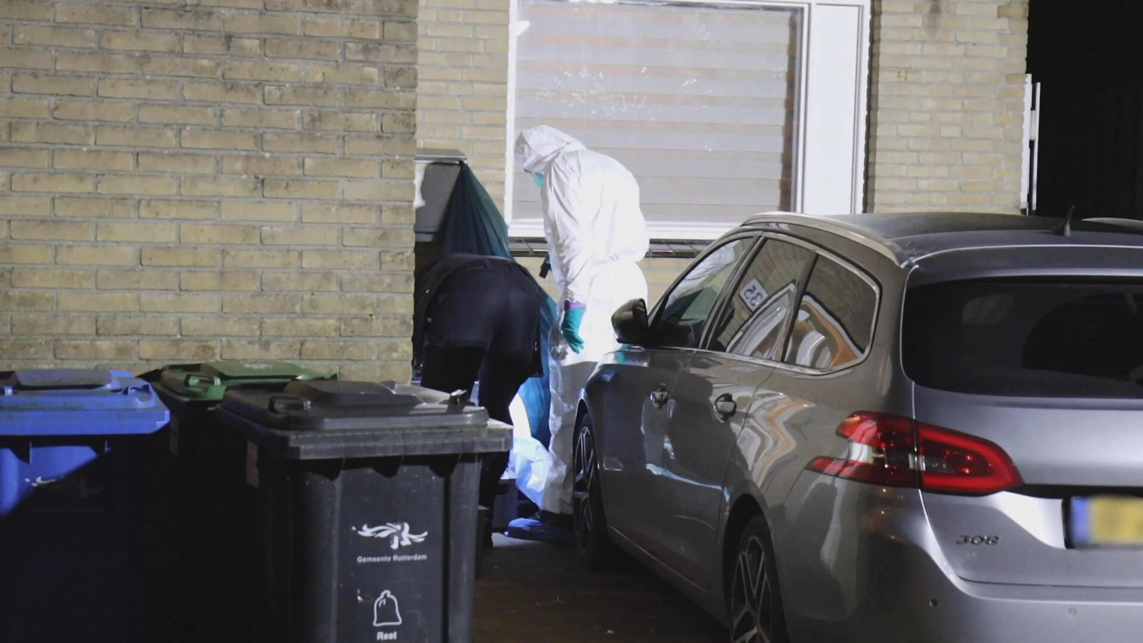 Dode man in woning Hoogvliet omgekomen door misdrijf