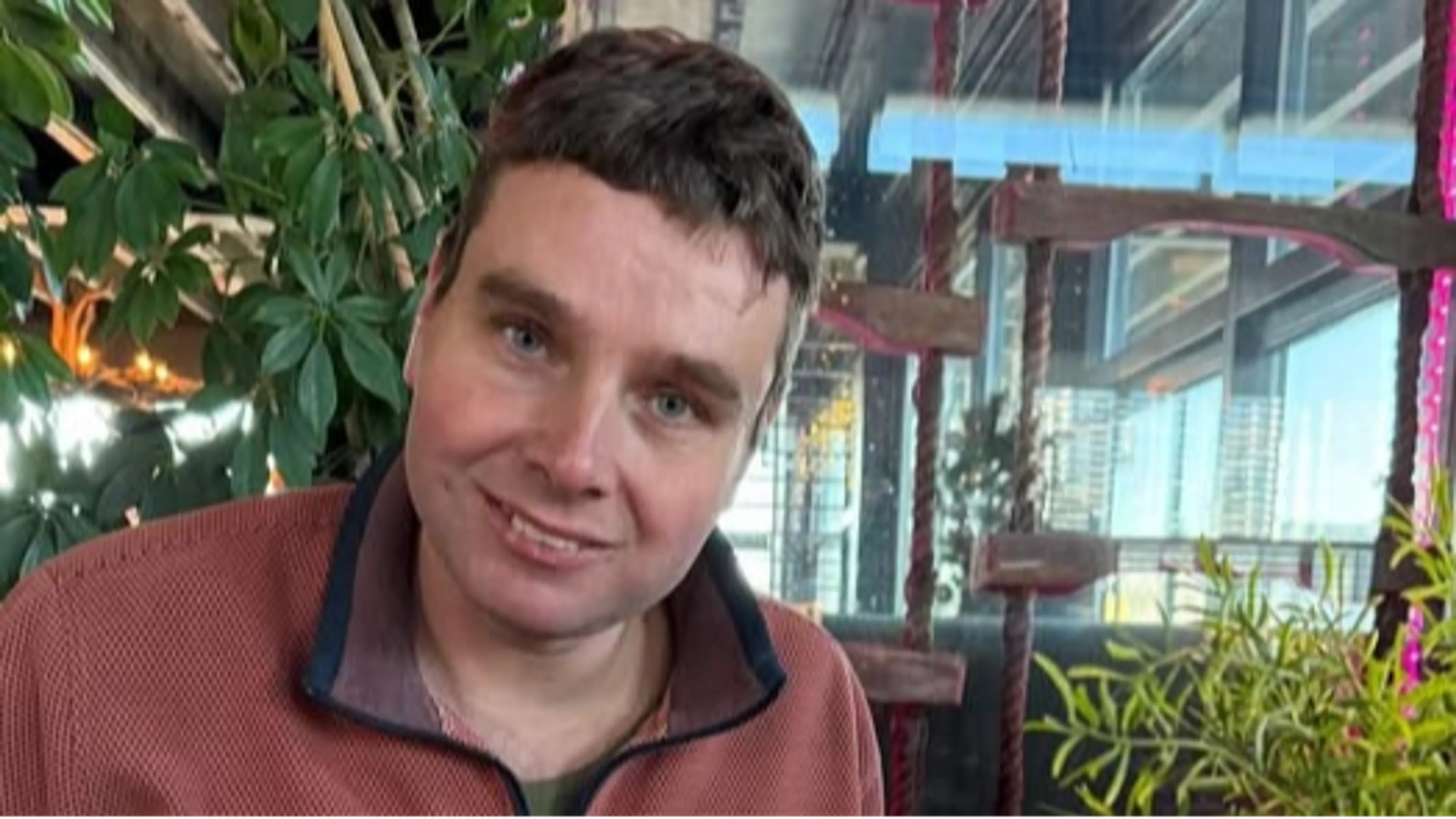 Ouders gepeste Martijn (41) smeken om hulp: 'Praat alsjeblieft met je kind'