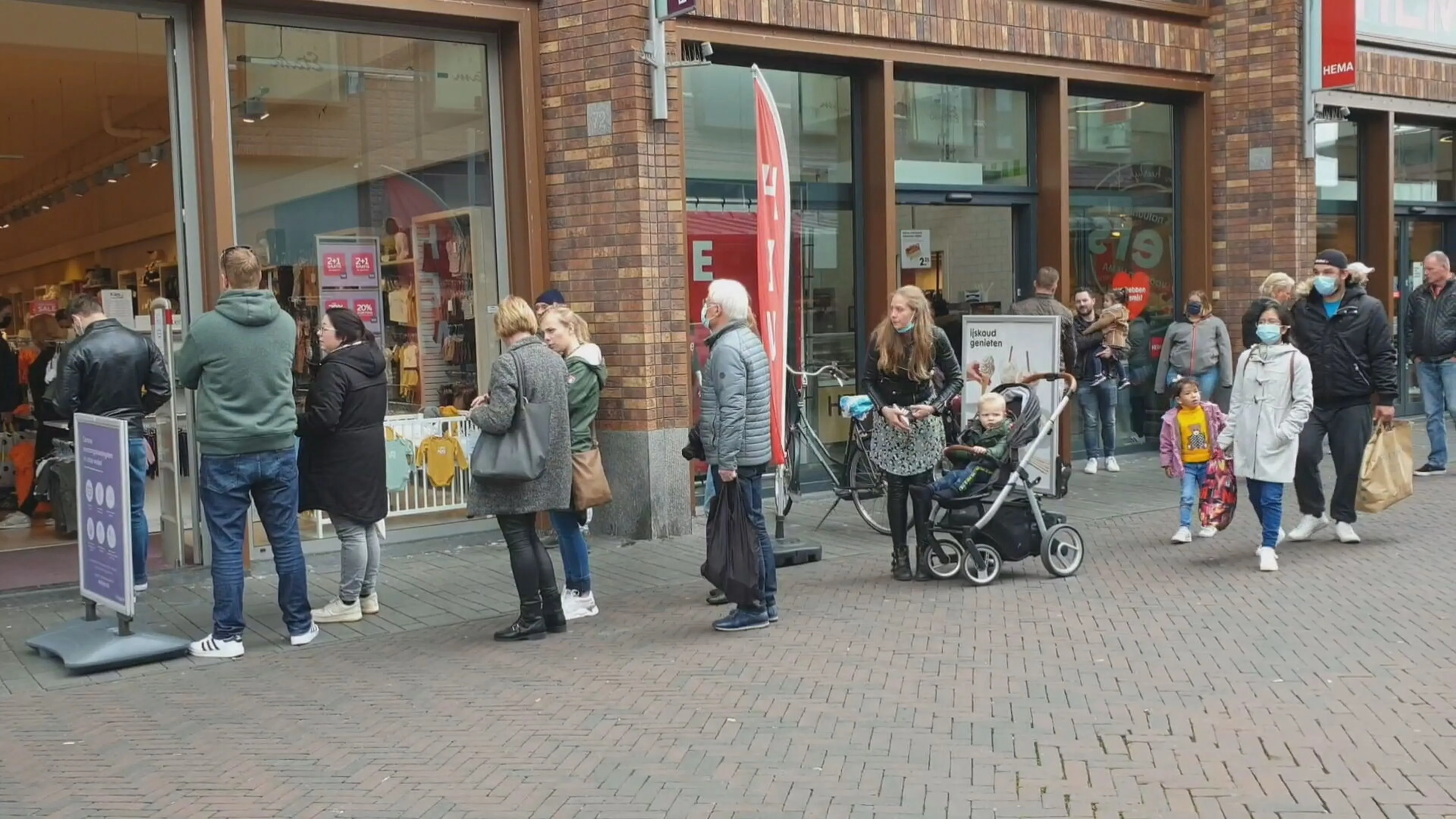Duitse toeristen in groten getale naar grensregio's om te shoppen