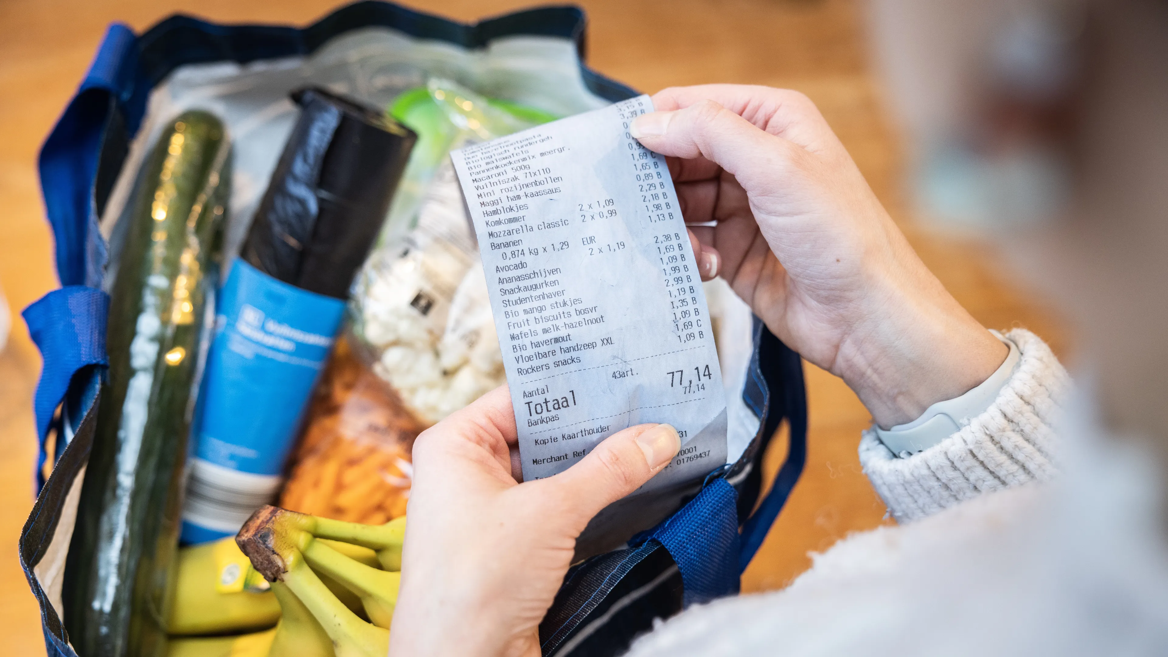 Prijzen stijgen weer sneller dan maand eerder, vooral boodschappen duurder