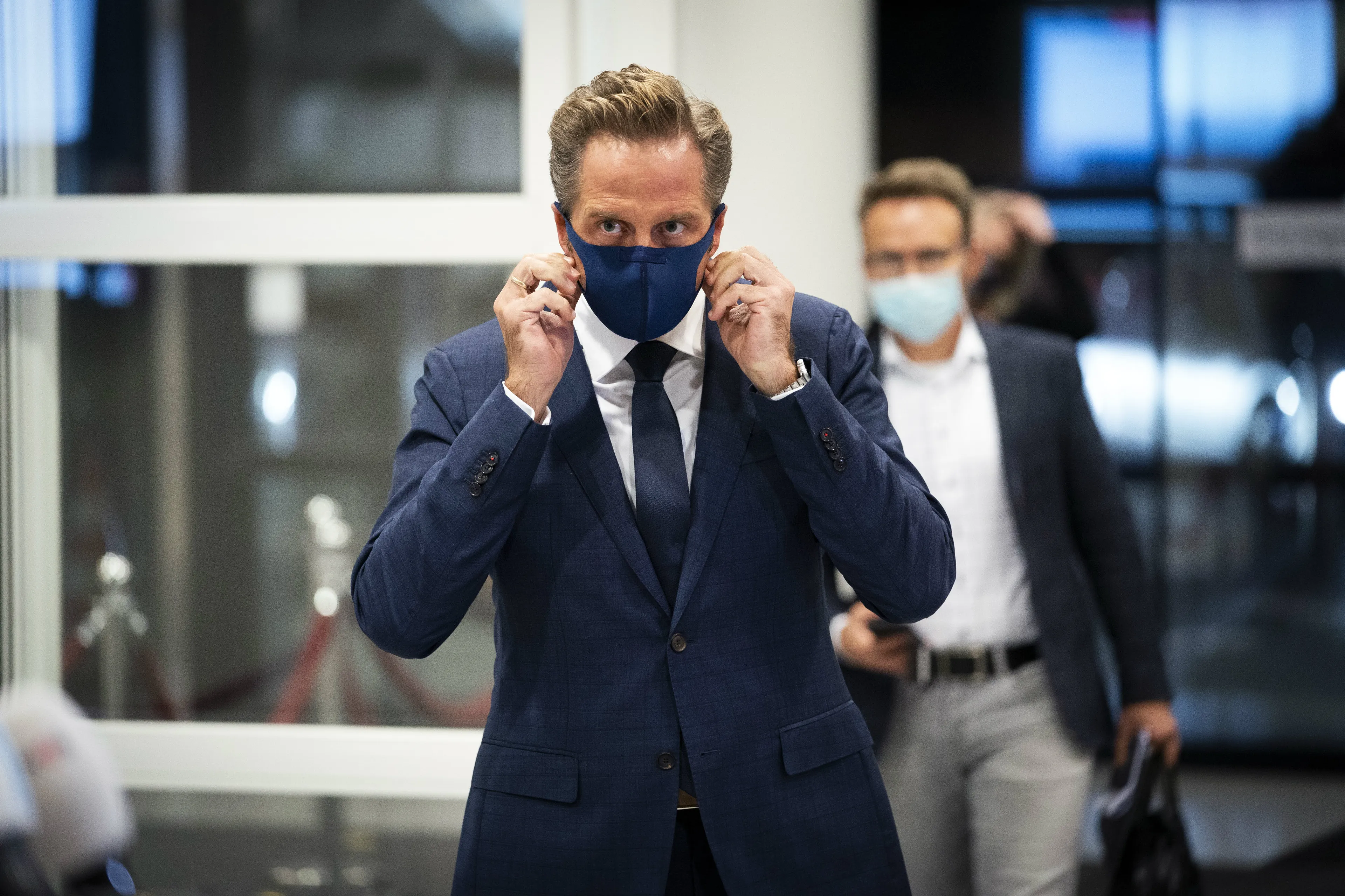 De Jonge: aantal coronabesmettingen in Nederland nog veel te hoog