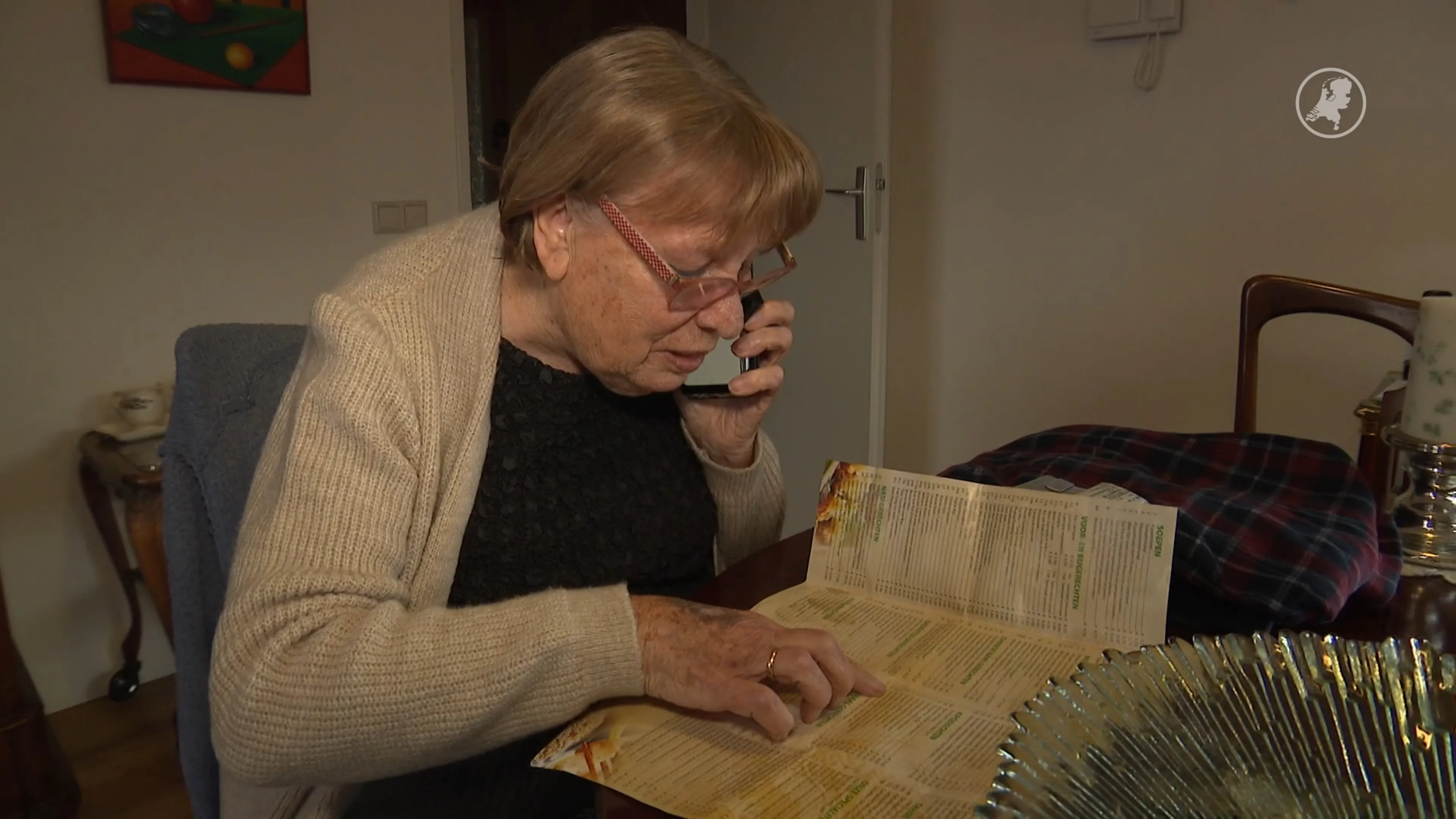 Greet (86) eet al een week Chinees want de lift doet het niet