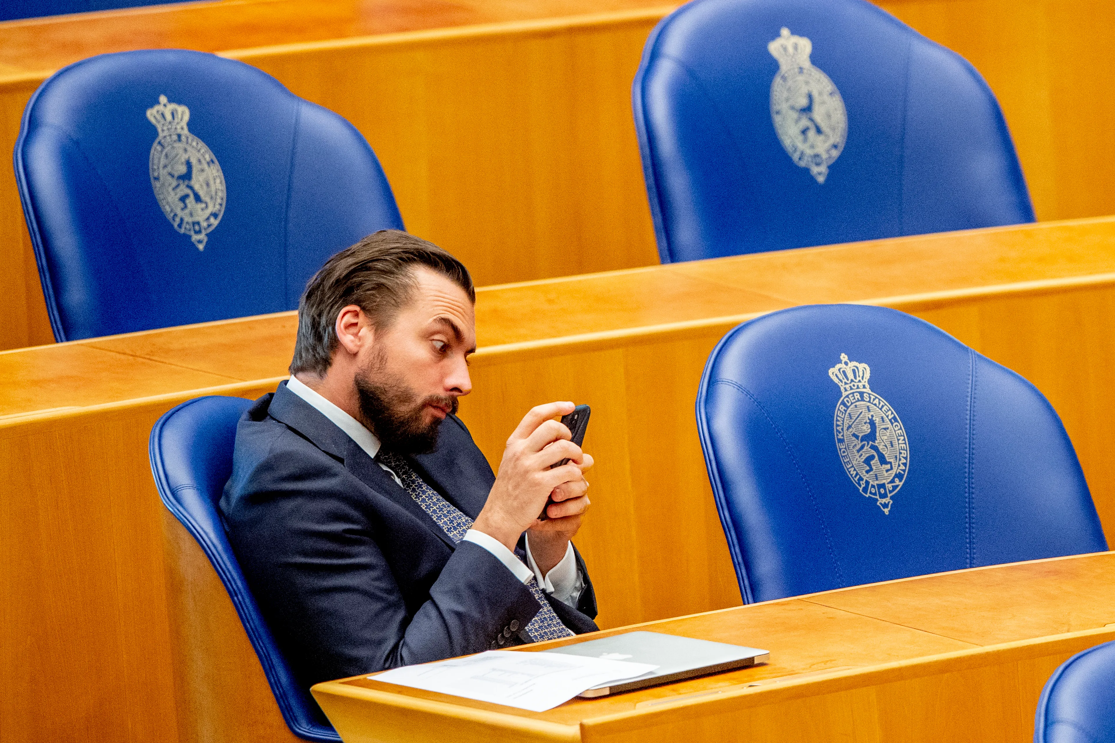 Baudet verhoord door politie om filmpjes over Spreidingswet en non-binaire personen