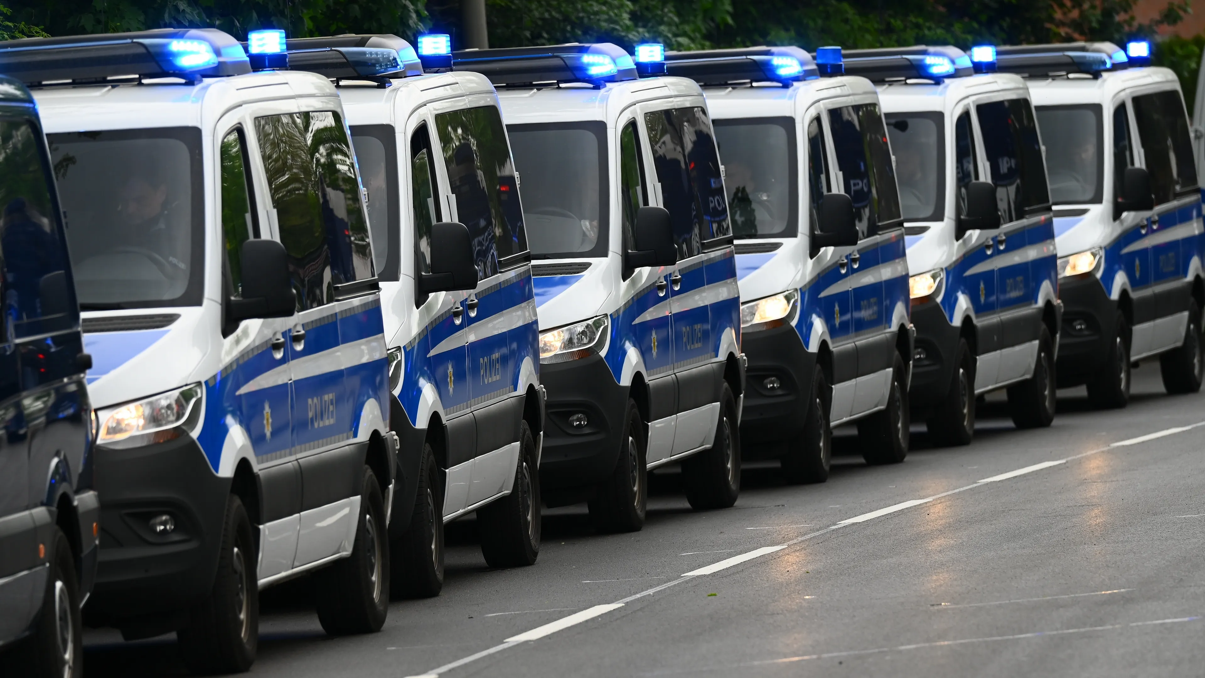 Extra politie in Hamburg om risicowedstrijd Polen-Nederland op EK