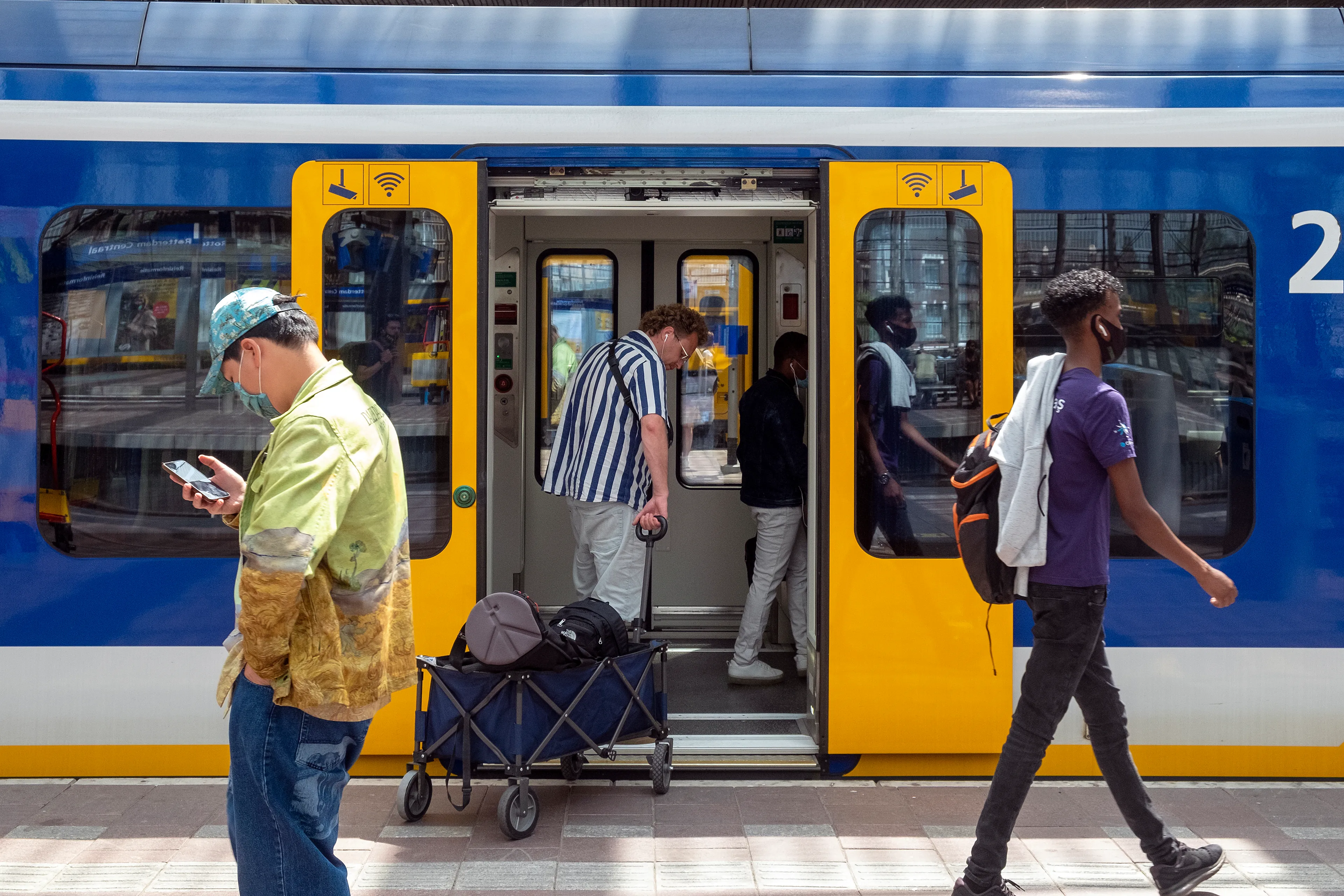 NS vervoert 90.000 racefans in 522 treinen