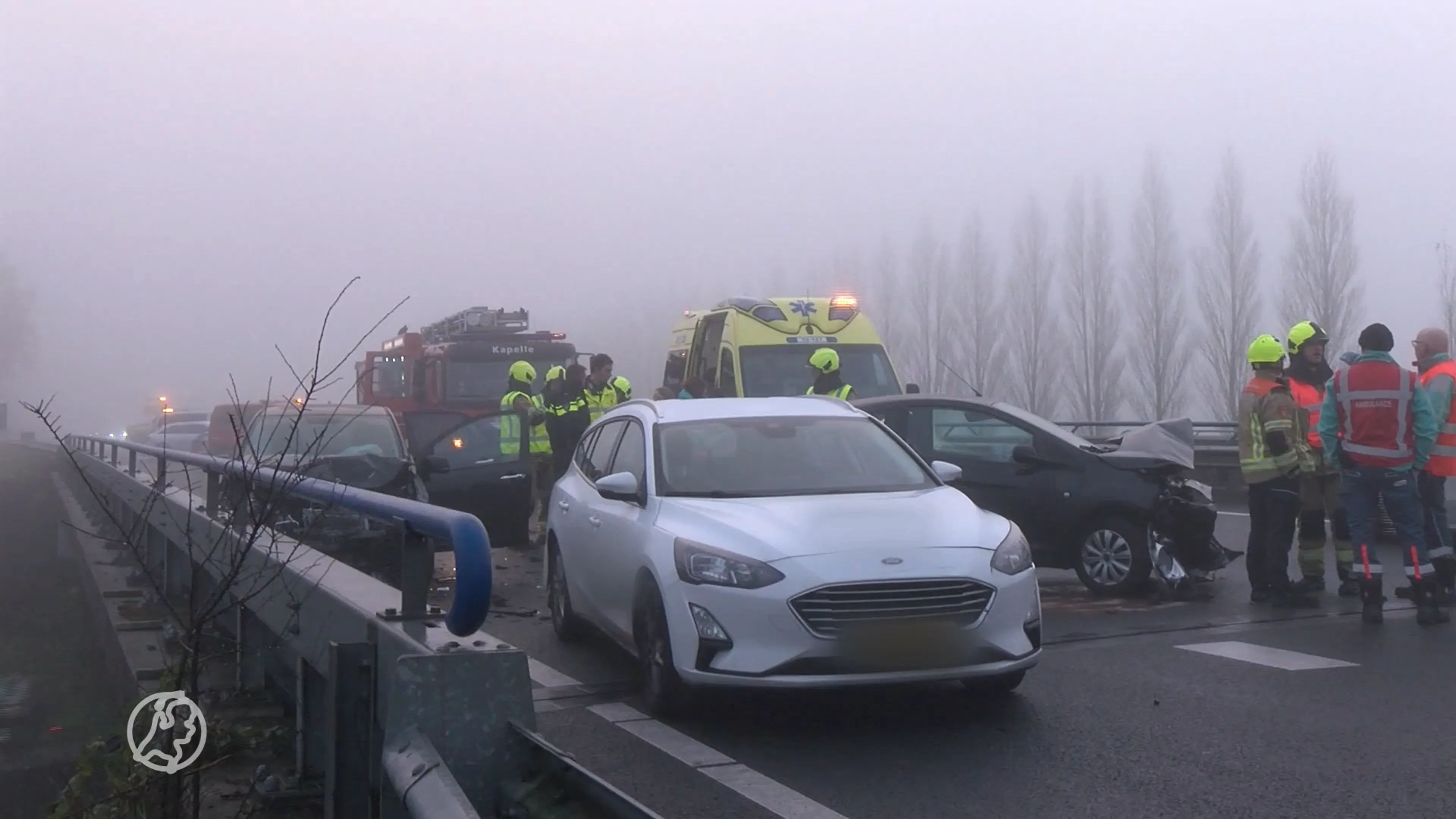 Gewonden bij kettingbotsing met vier auto's op A58 bij Goes