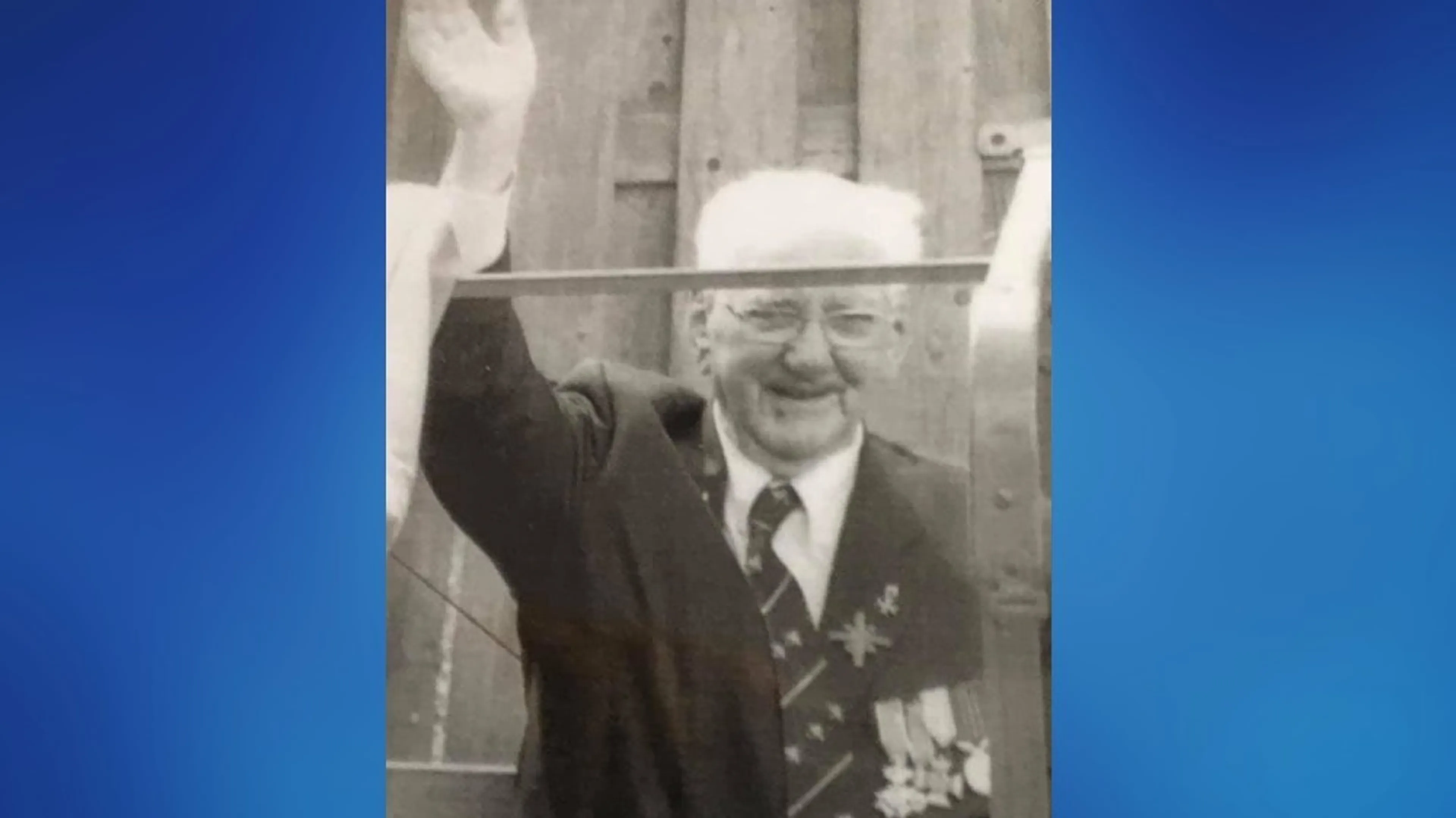 Al 90 kaartjes voor WOII-veteraan Willem (93): 'Blij, ontroerd en ontzettend dankbaar!'