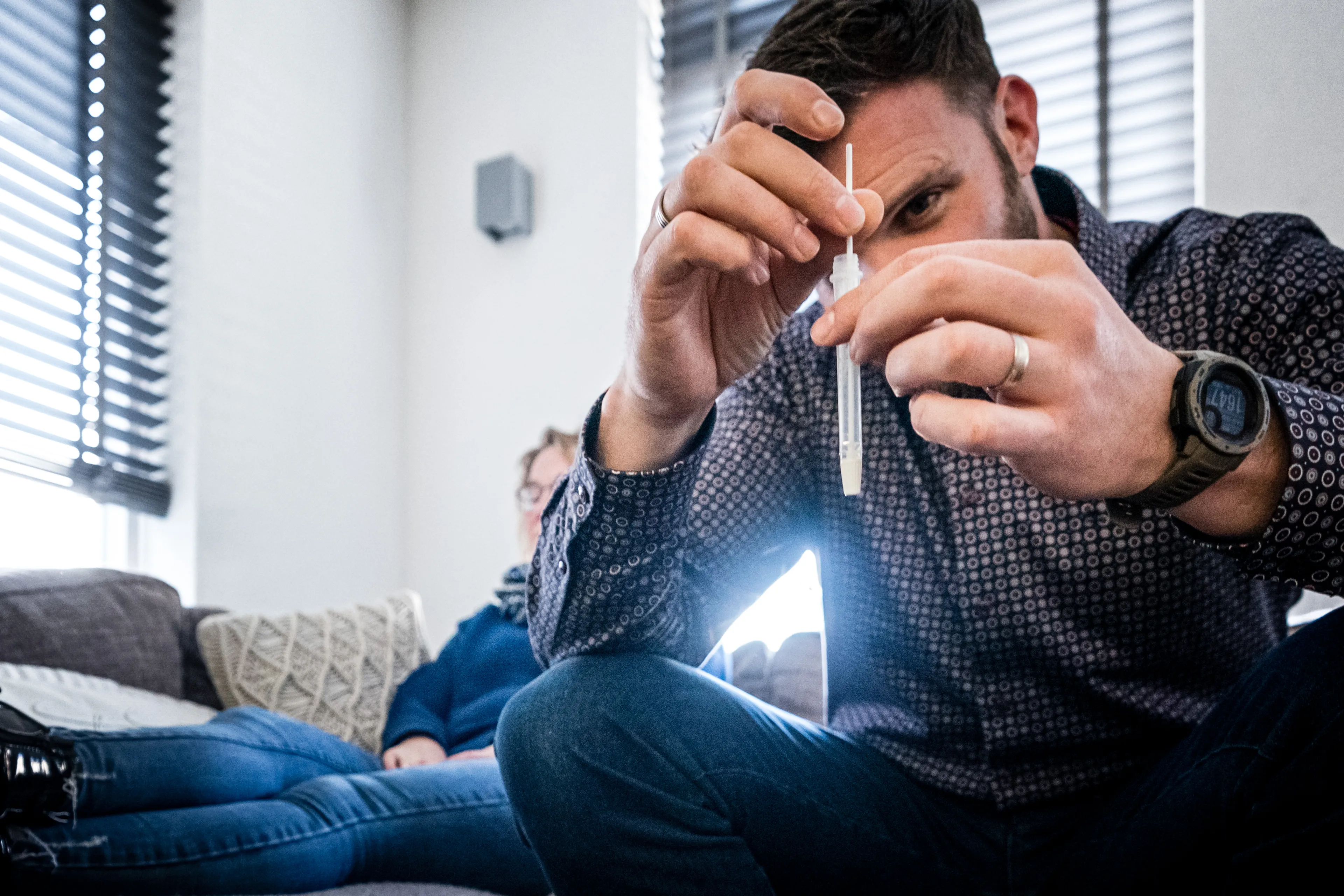 Helft van de Nederlanders doet nooit een zelftest, mensen vinden ze onbetrouwbaar