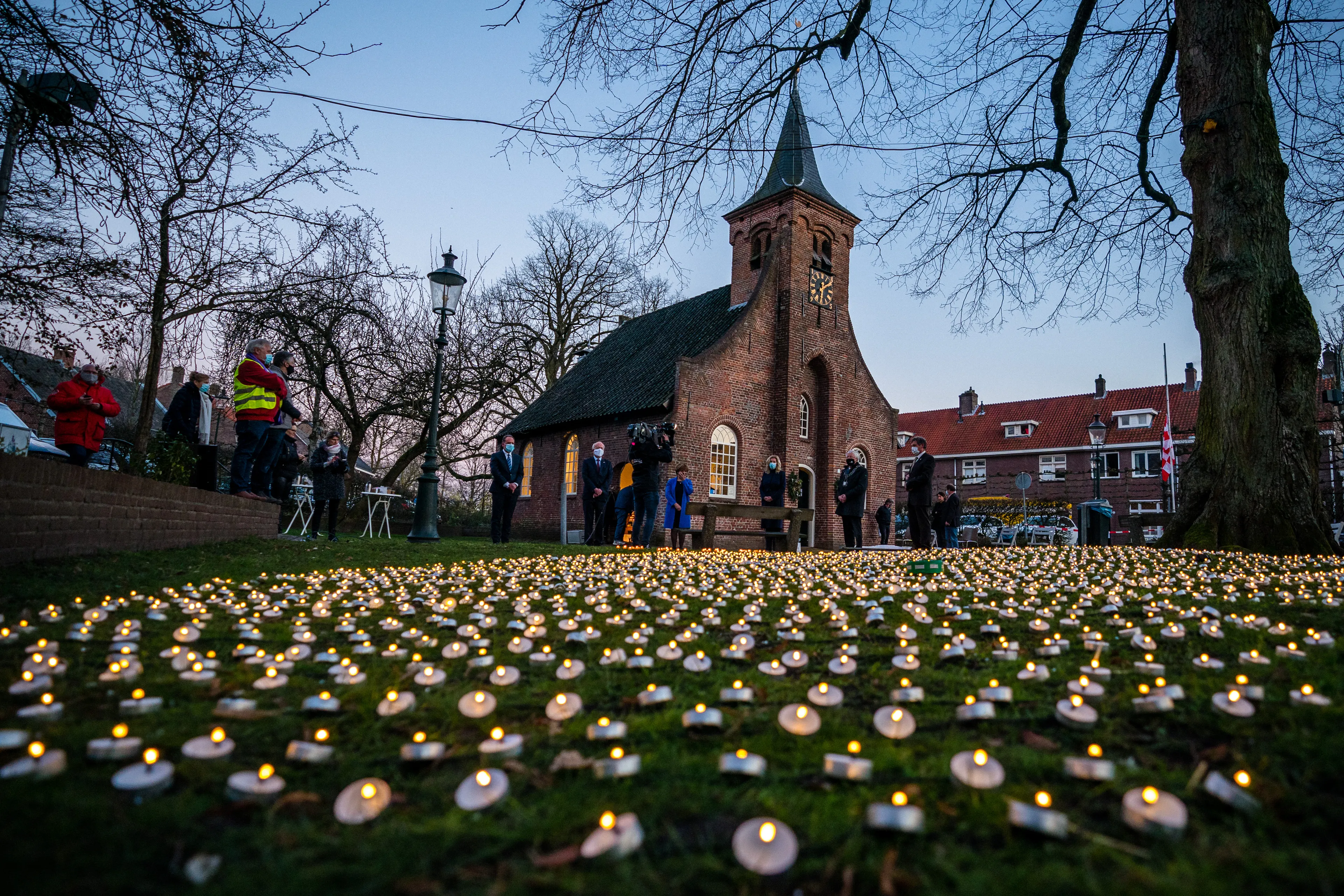 Nederland zit niet te wachten op nationale coronaherdenking: 'Wat een flauwekul!'