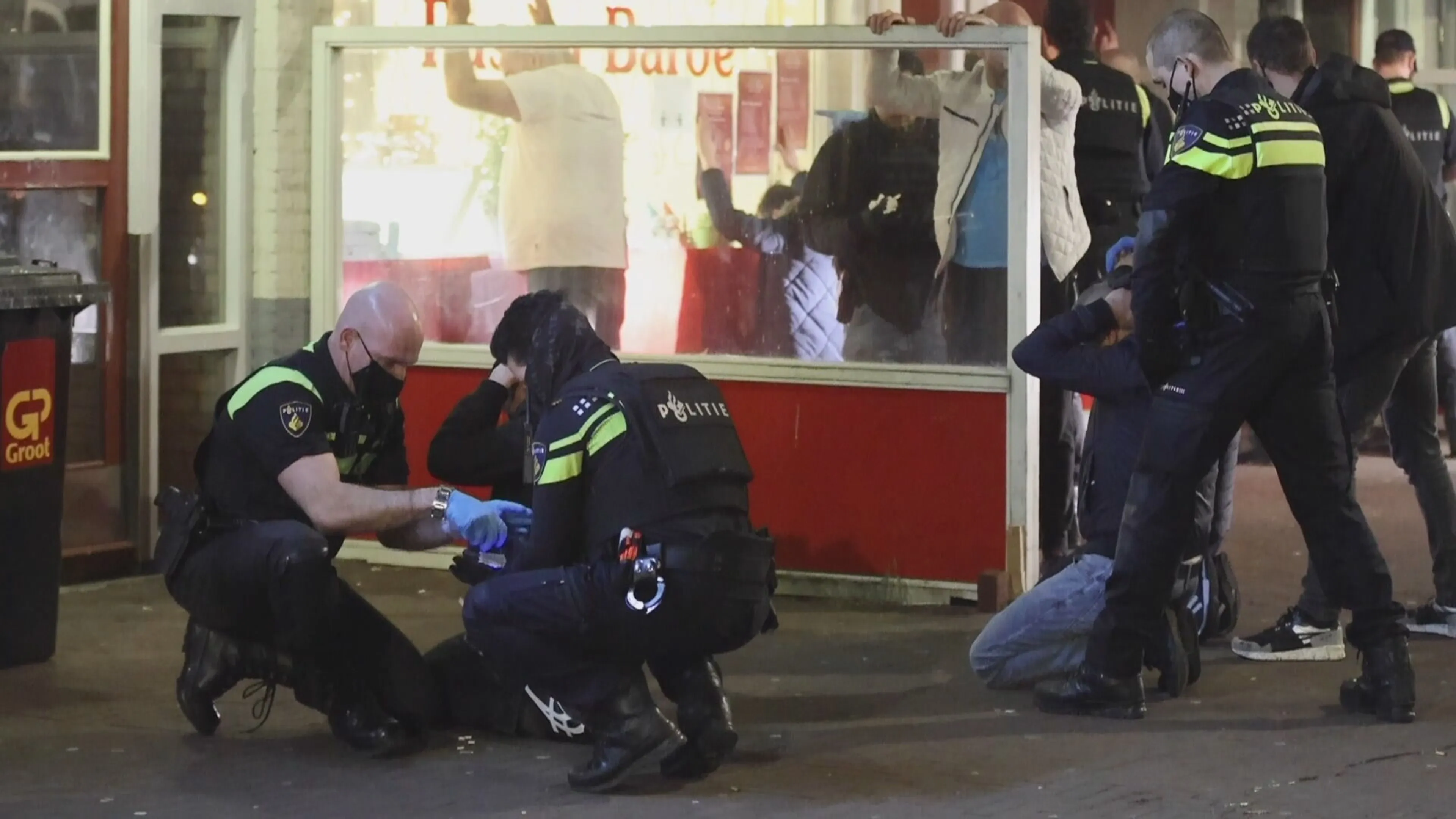 Agenten verstoren 'illegaal gokavondje' in Haagse shishalounge