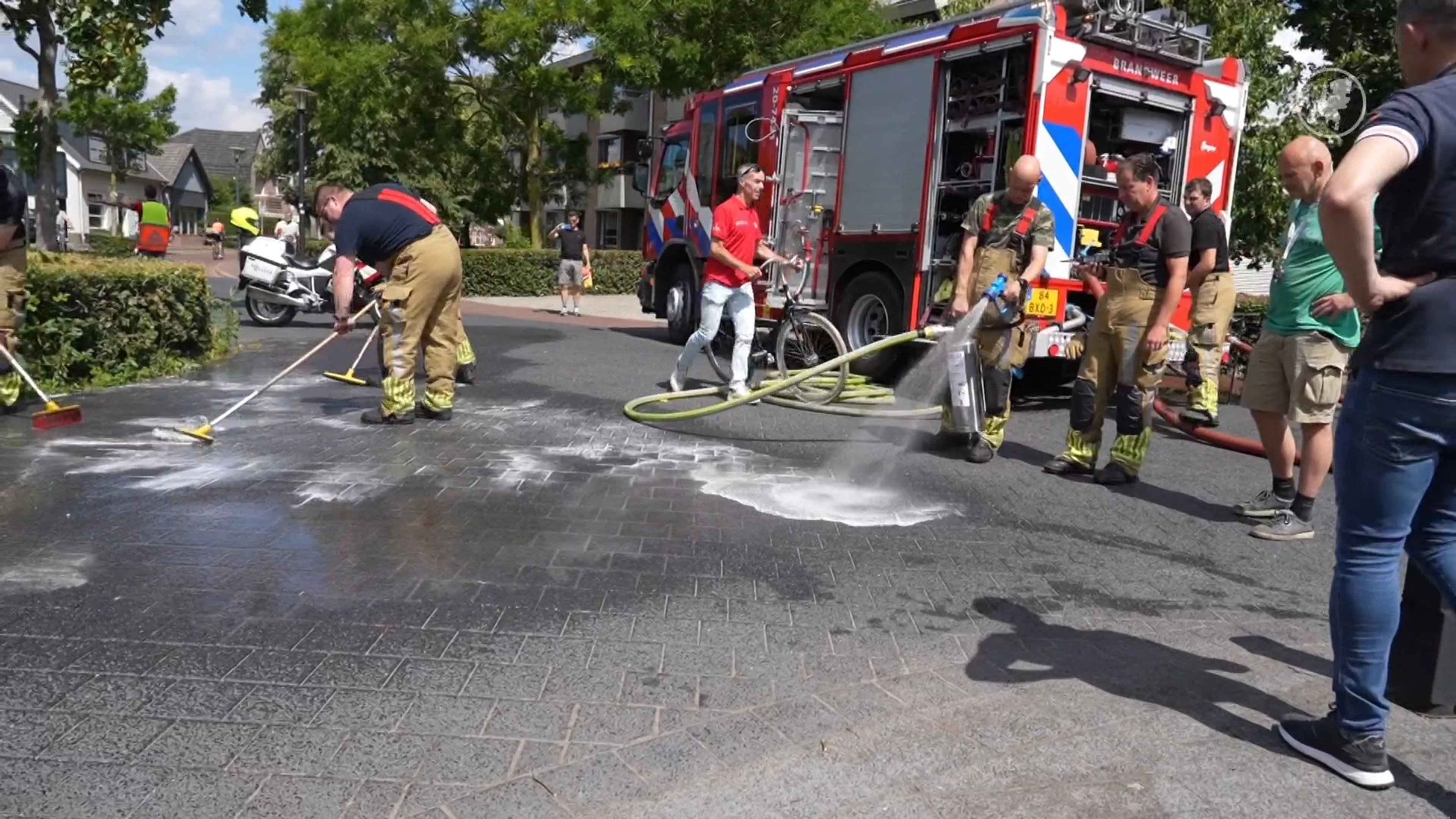 Wielerparcours in Gilze besmeurd met afwasmiddel