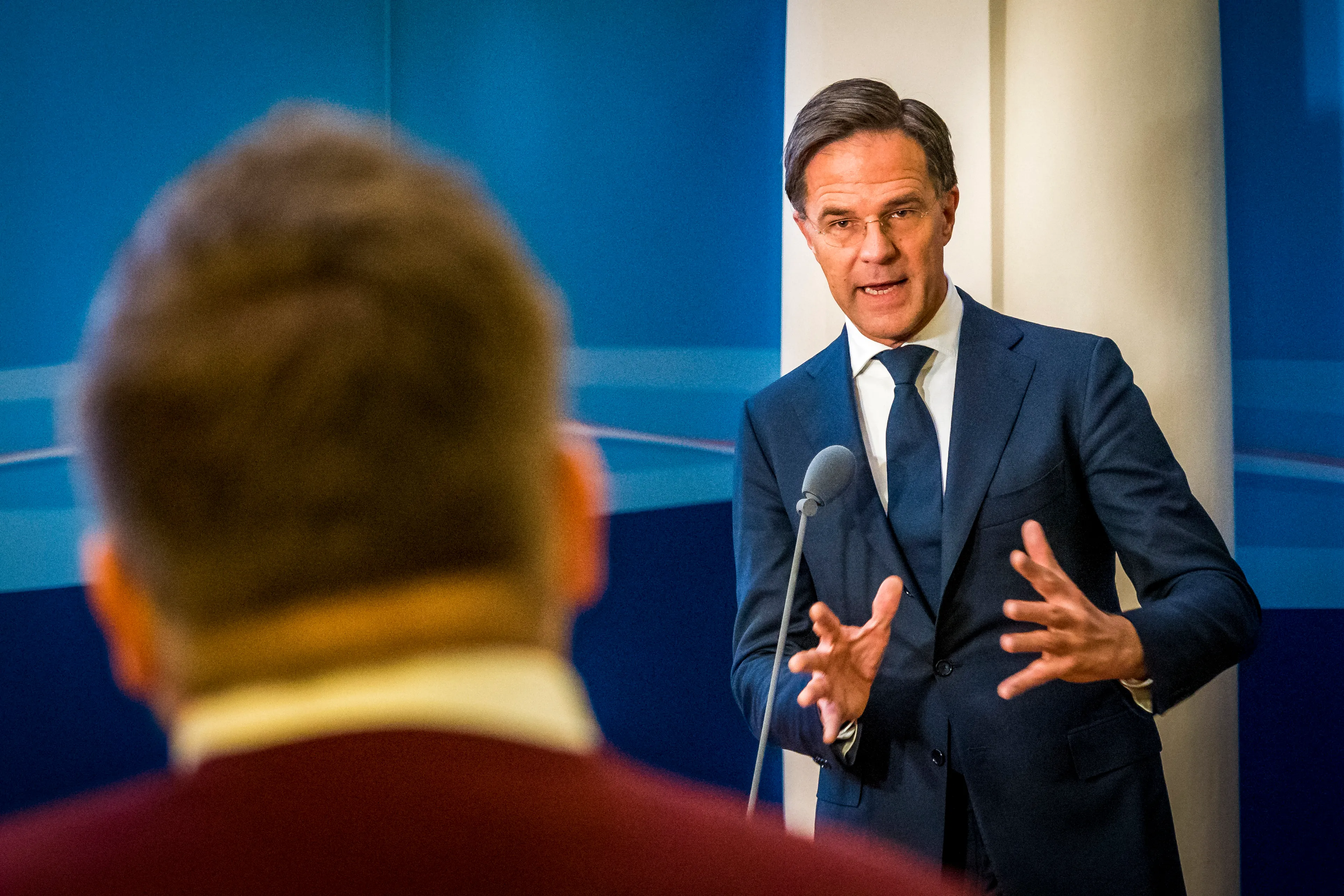 Rutte geeft Nederland standje: volg basisregels beter op, anders eerder extra maatregelen