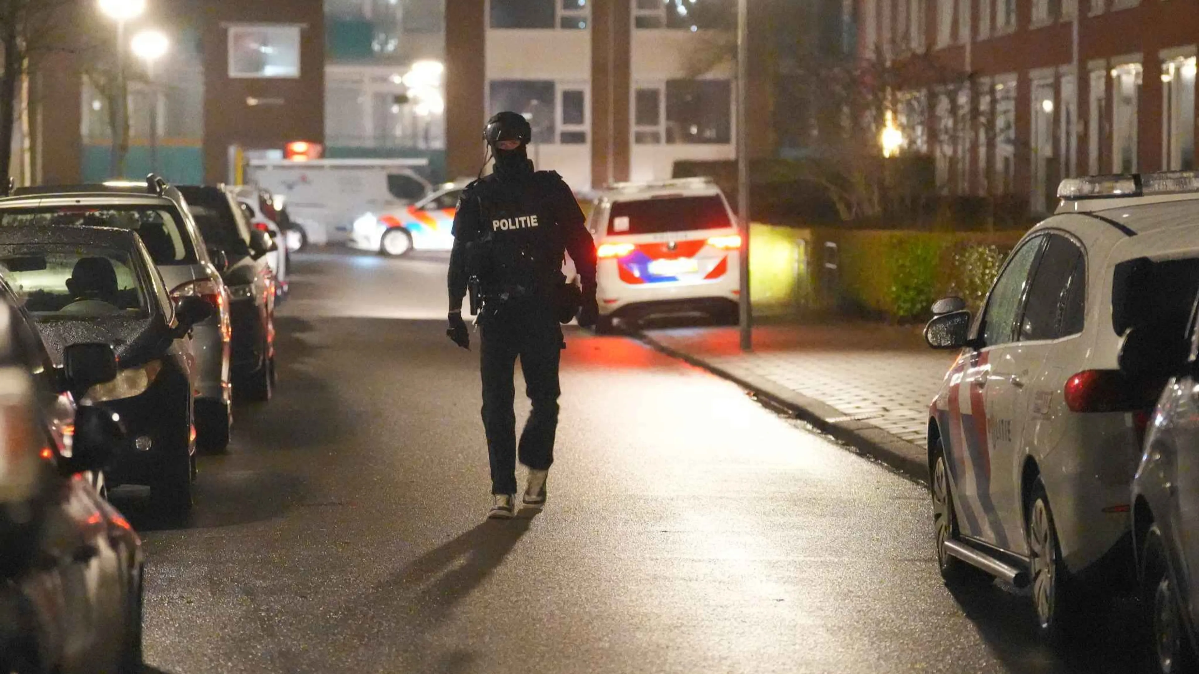 Politie lost waarschuwingsschot bij achtervolging te voet in Groningen
