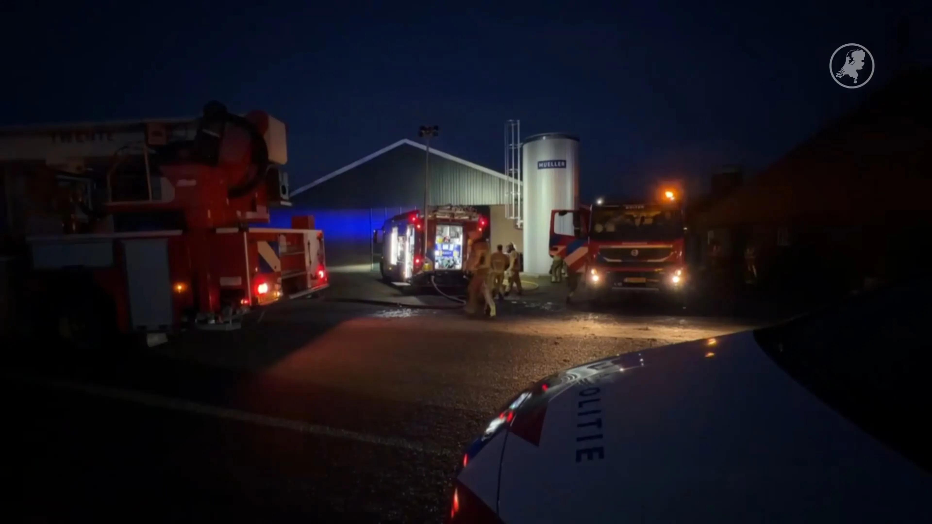Kalveren overleden bij brand in koeienstal Markelo