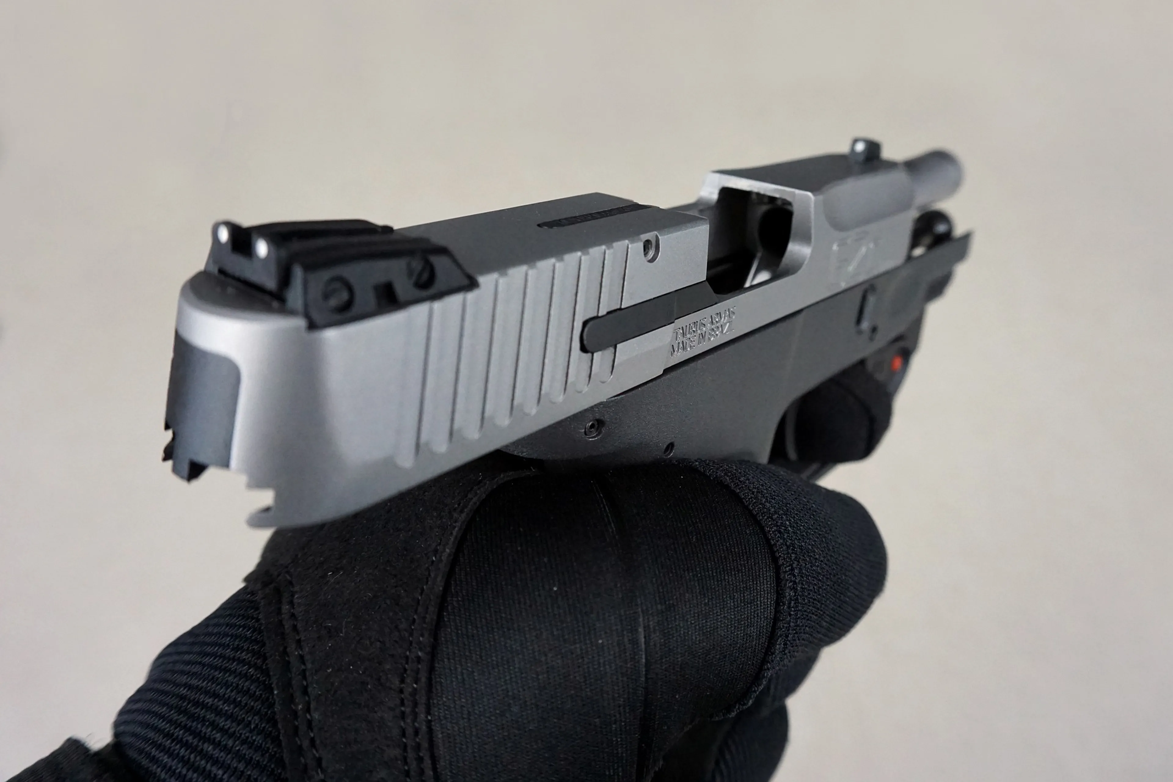 Politie houdt man aan na Instagram-video met vuurwapen